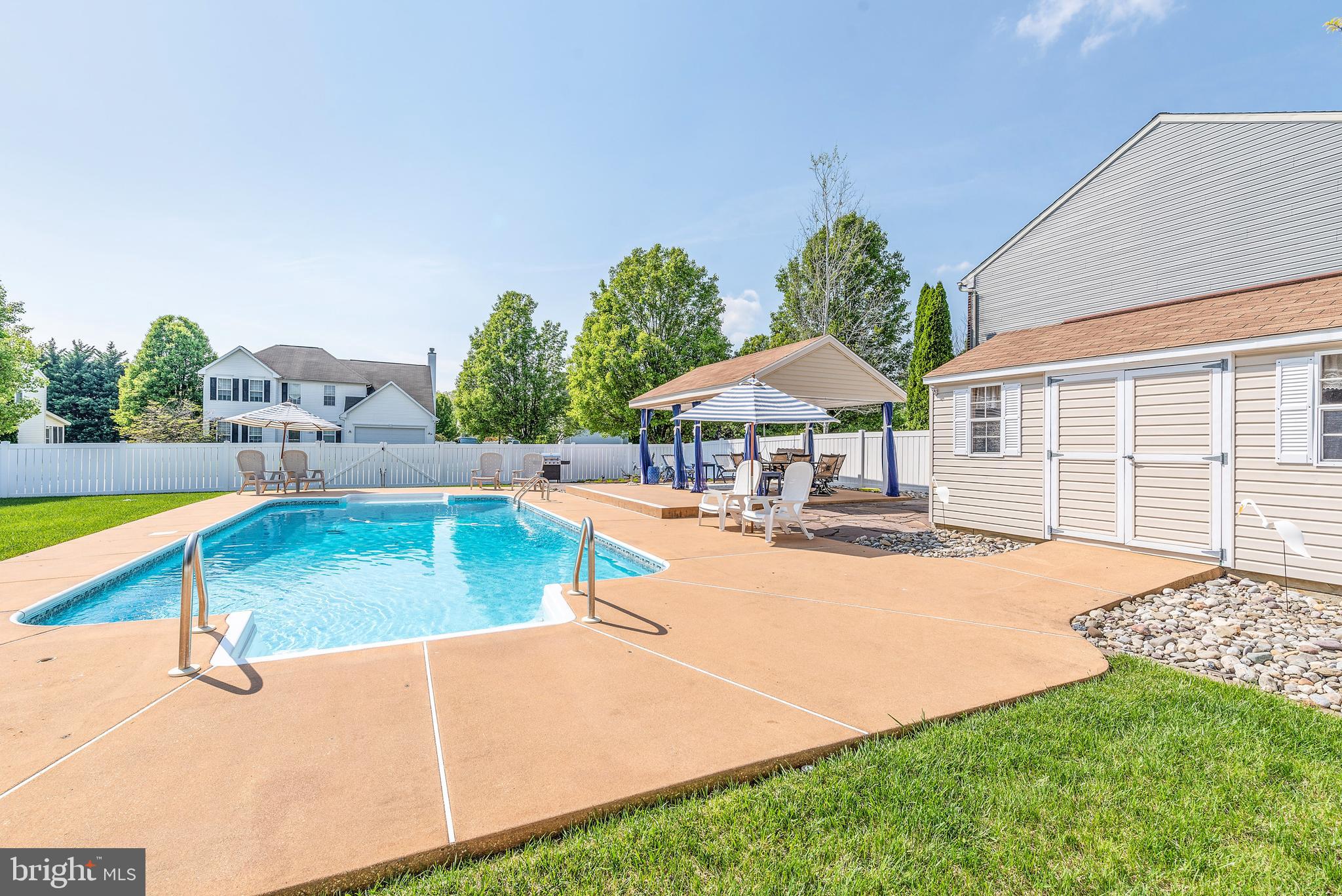 NORTH BROOK - Residential