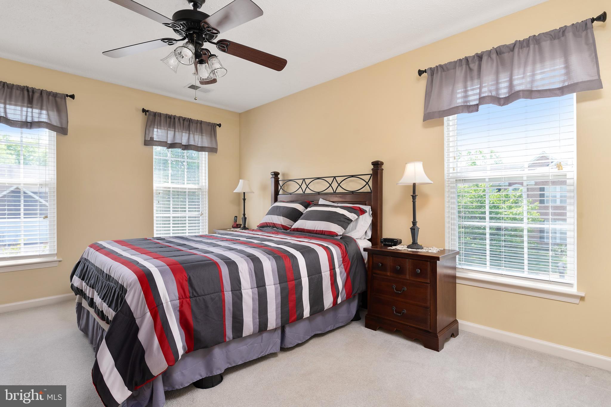 NORTH BROOK - Residential