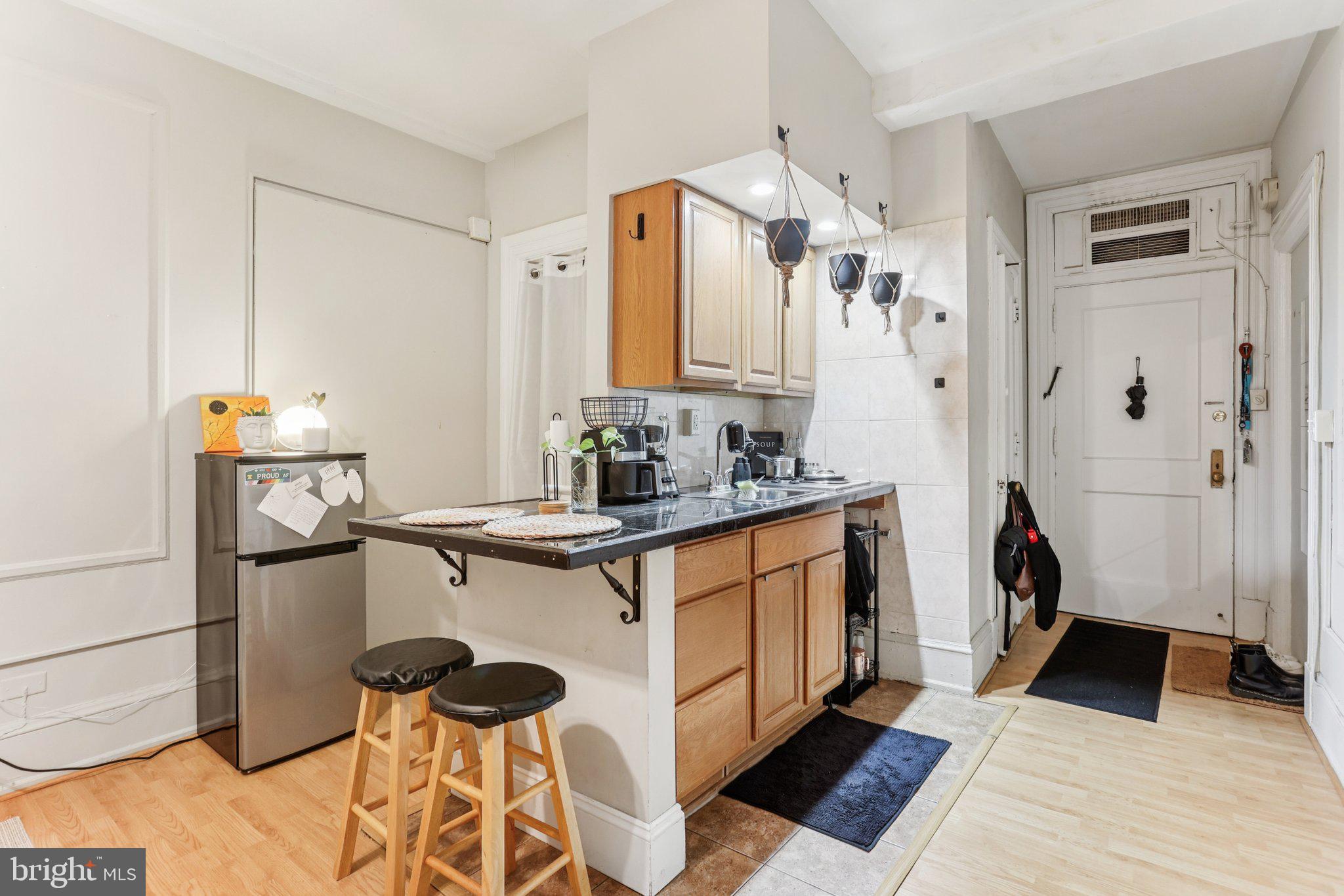 WASHINGTON SQ WEST - Residential