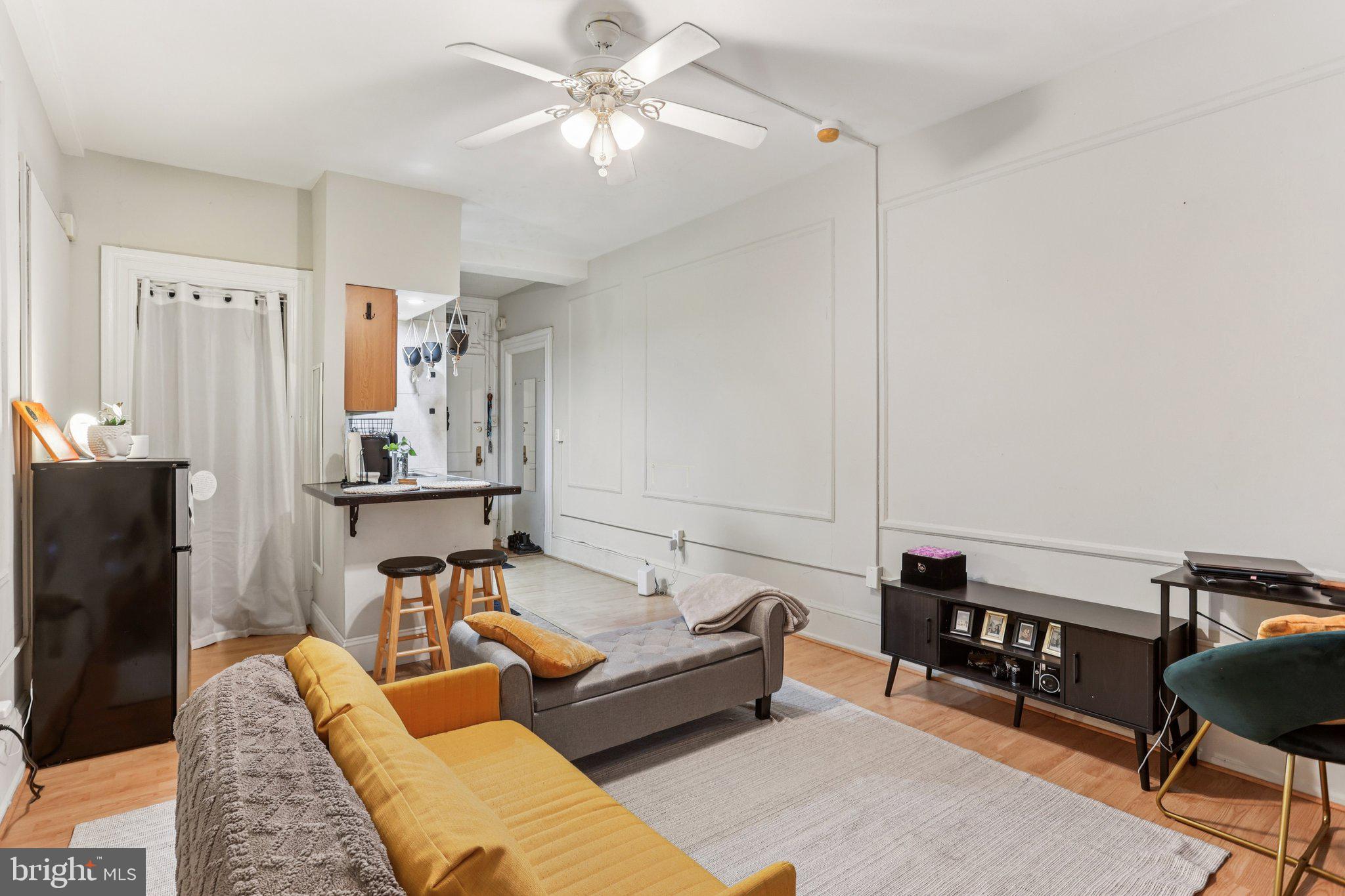 WASHINGTON SQ WEST - Residential