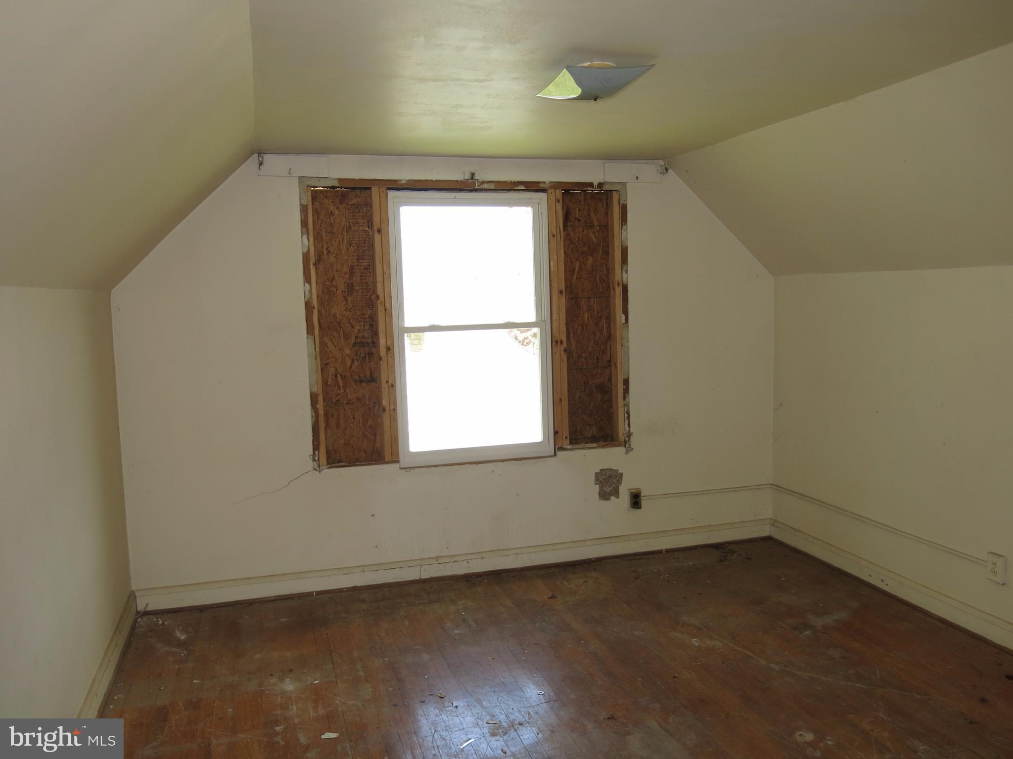 MARLYN MANOR - Residential