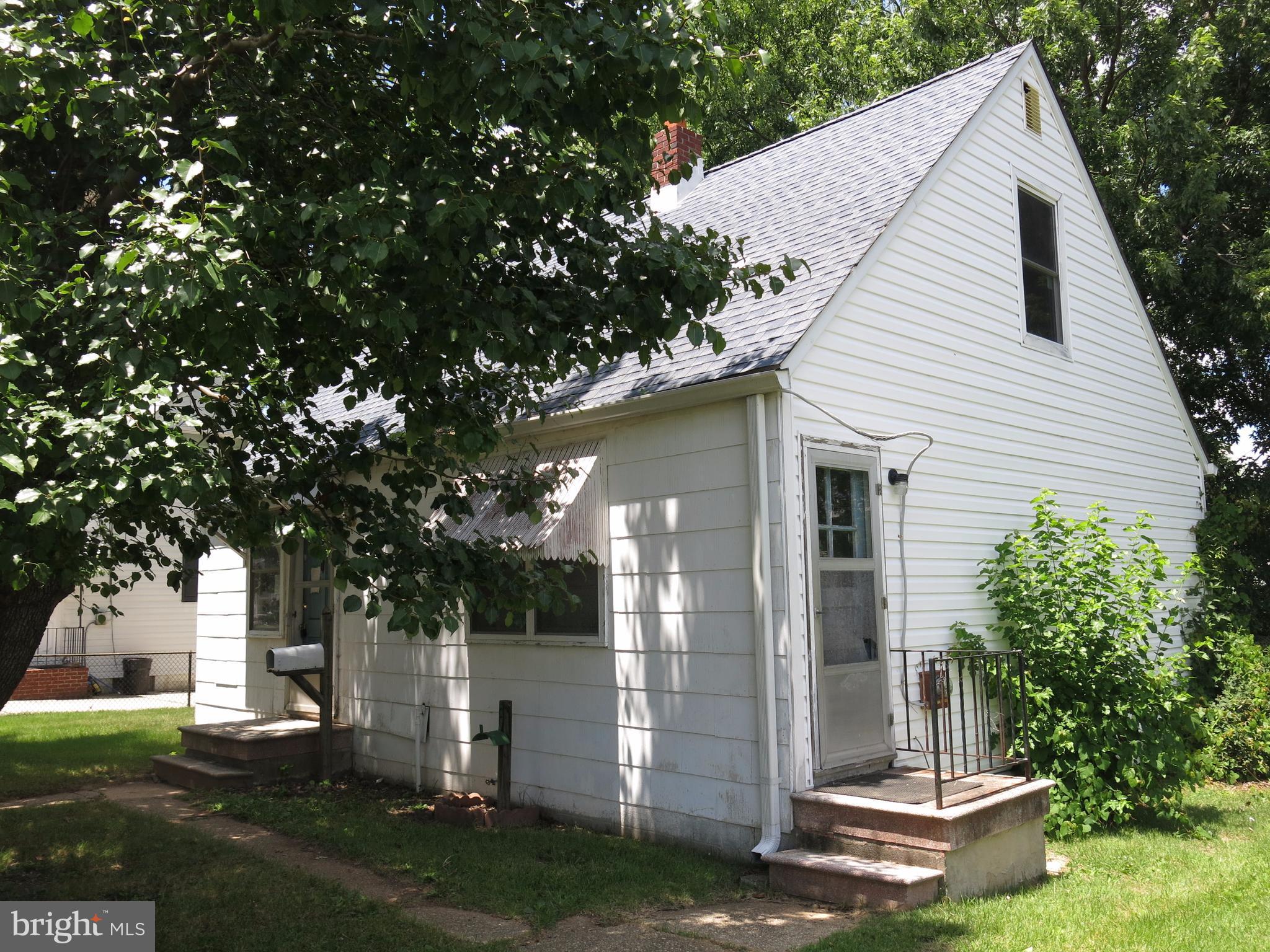 MARLYN MANOR - Residential