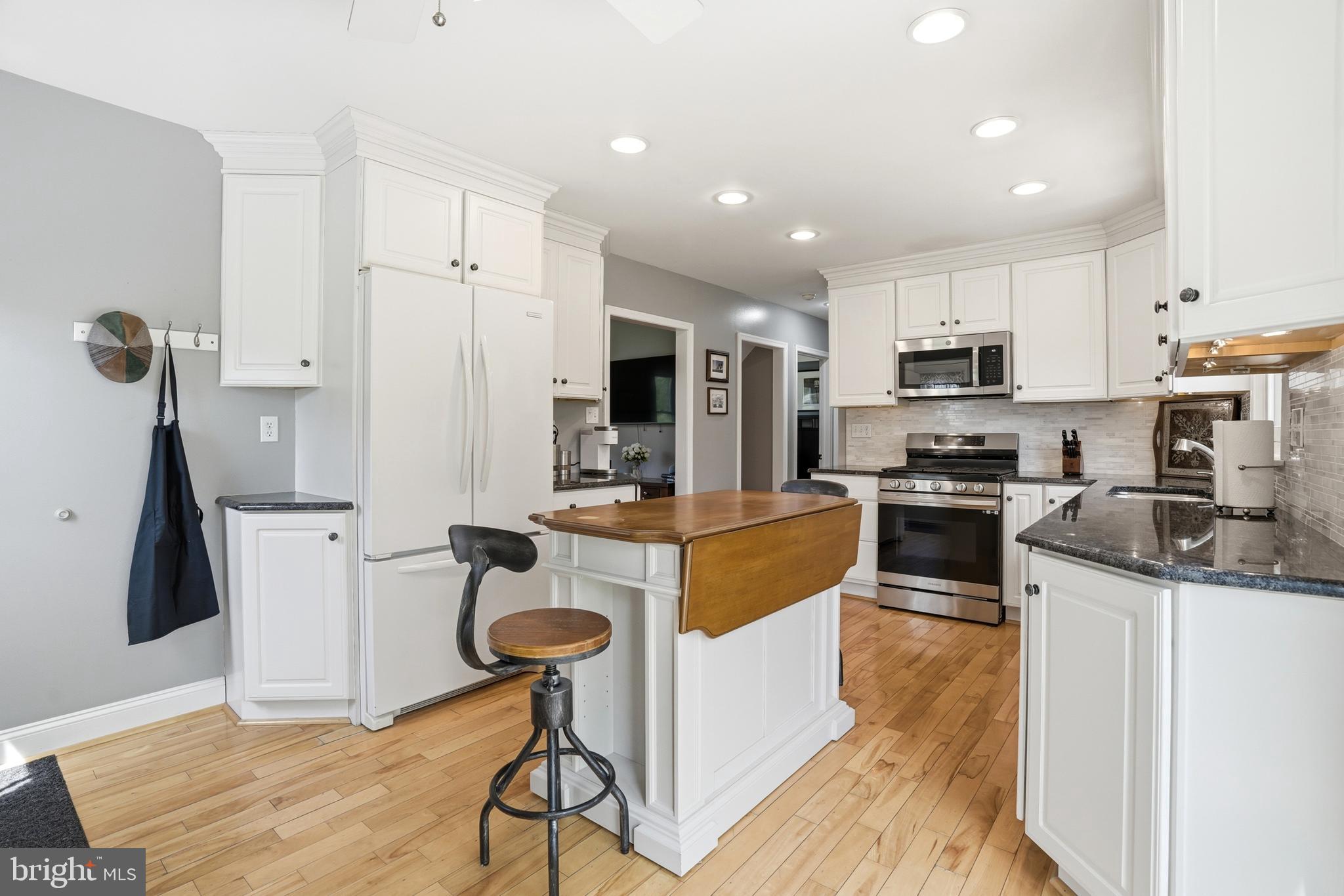 HARLEYSVILLE - Residential