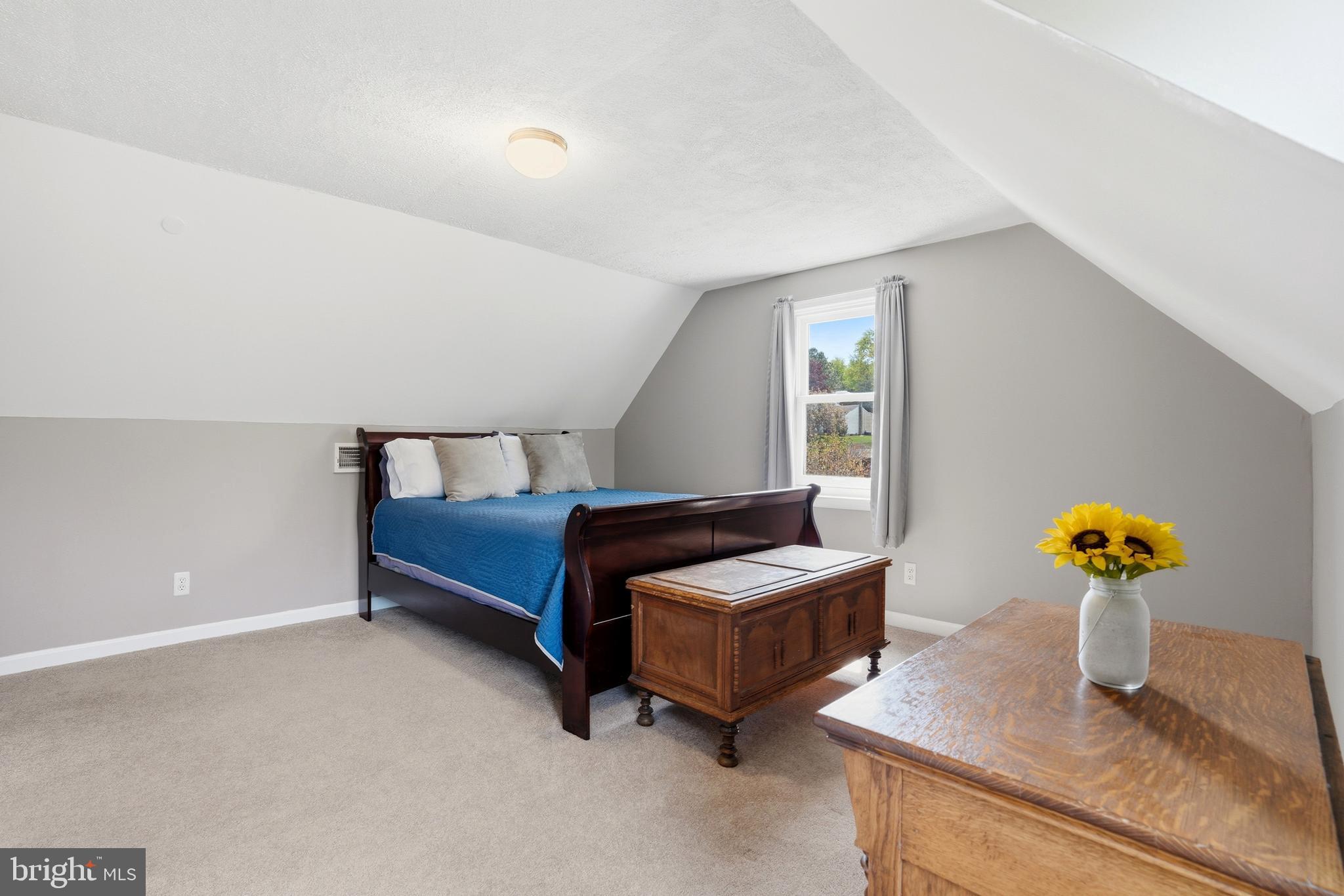 HARLEYSVILLE - Residential