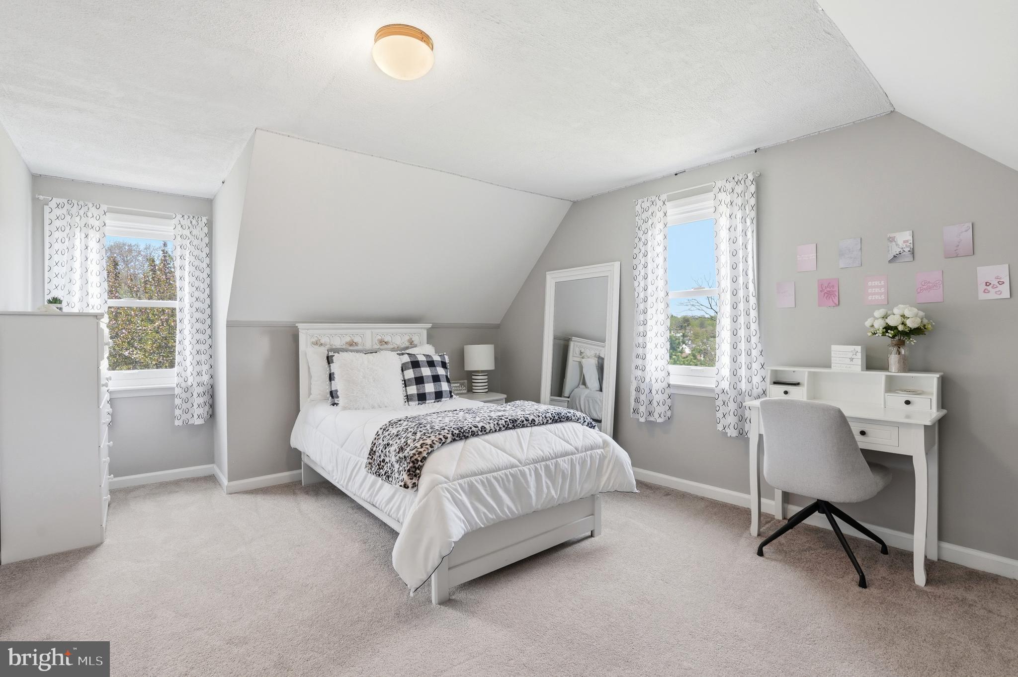 HARLEYSVILLE - Residential