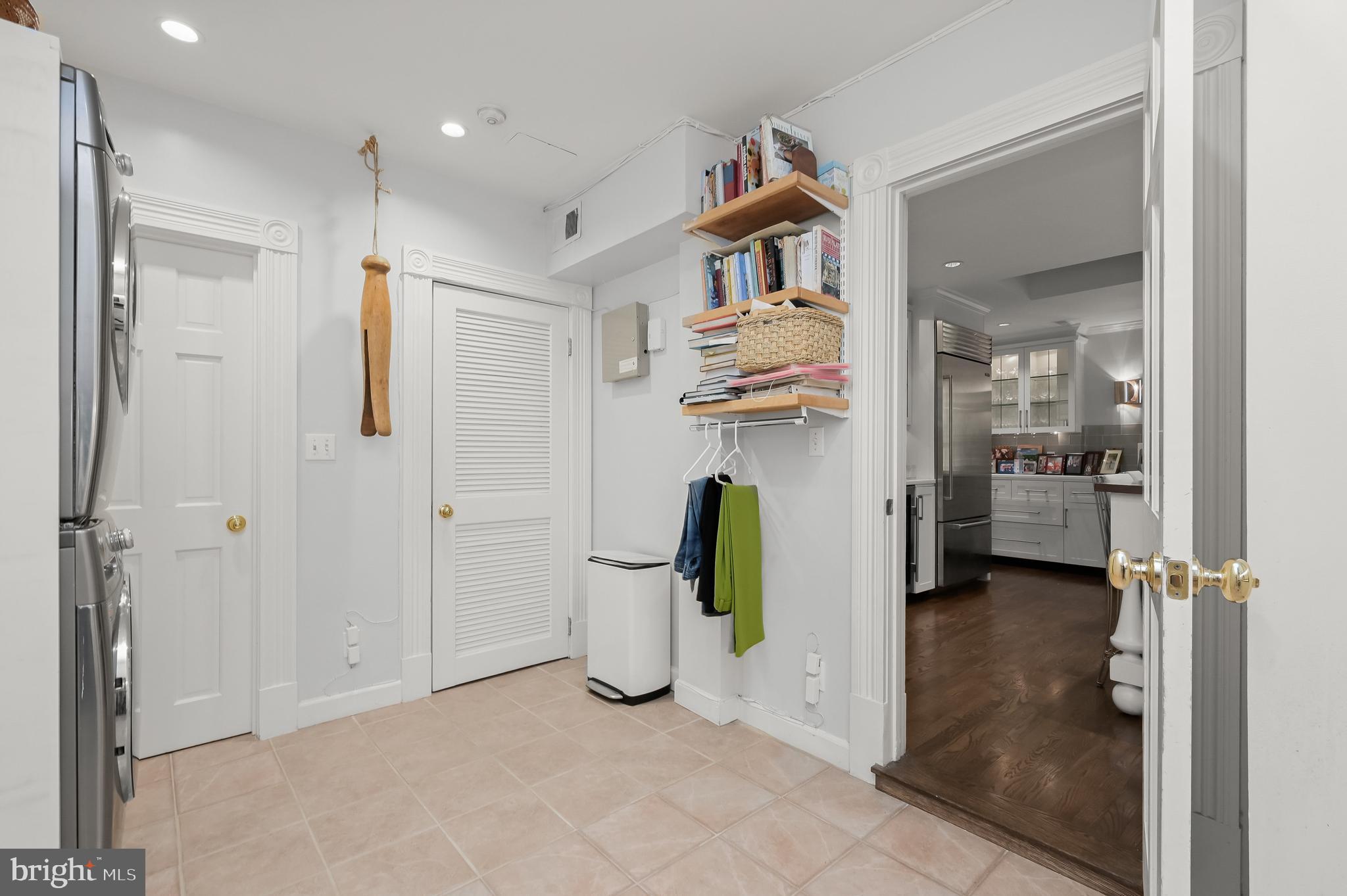 GEORGETOWN - Residential