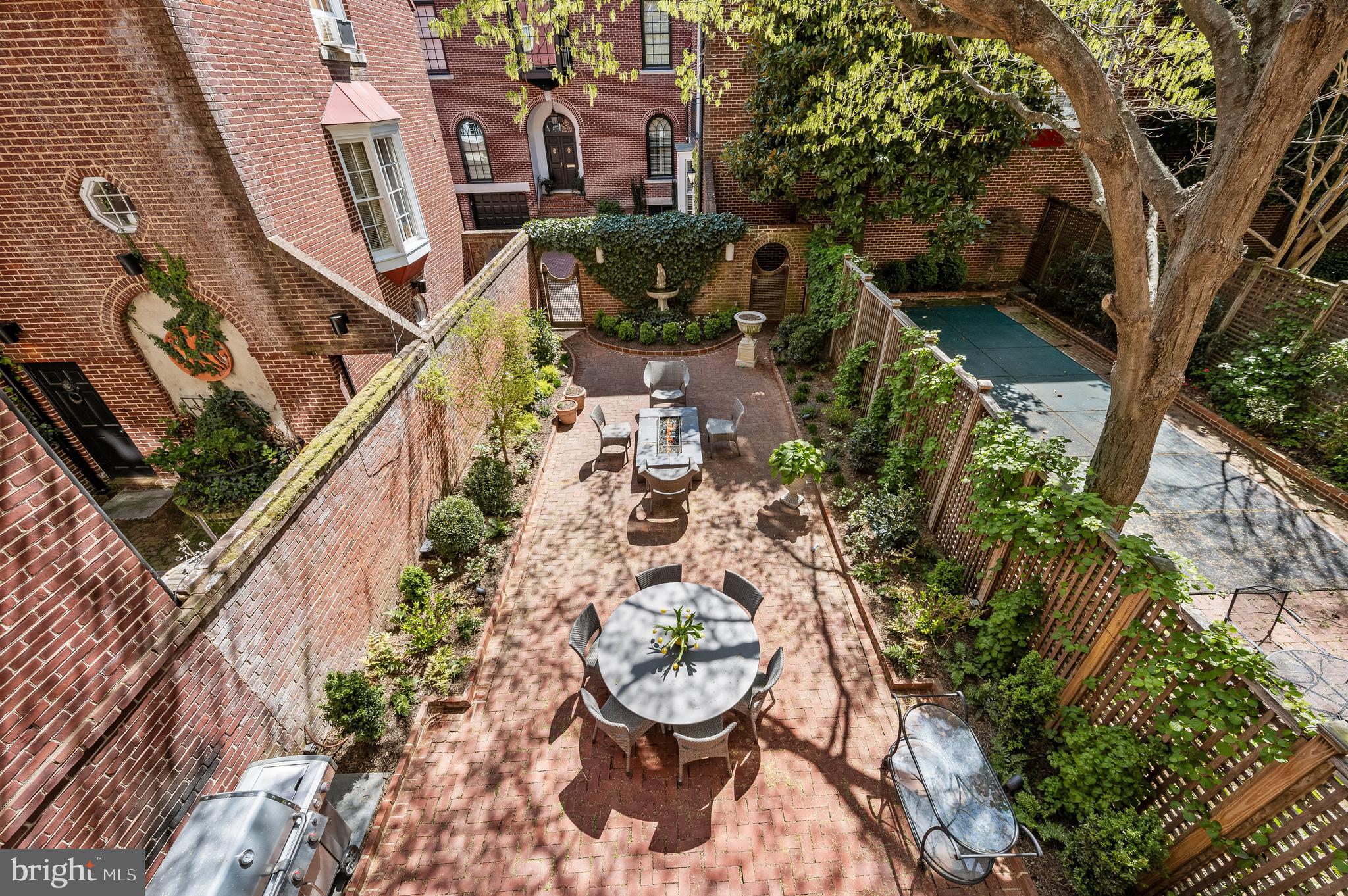 GEORGETOWN - Residential