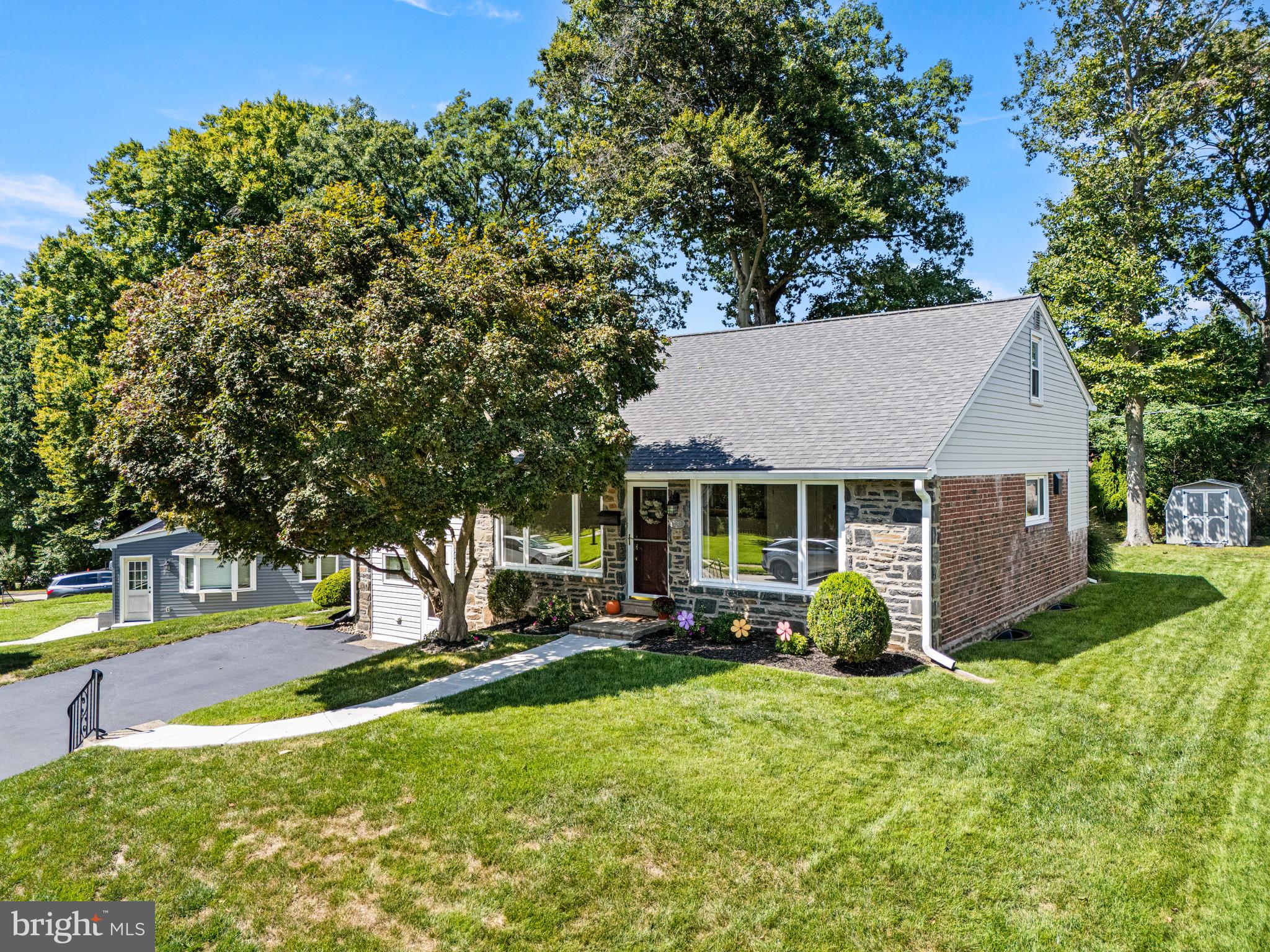 2243 CAMBRIDGE ROAD
