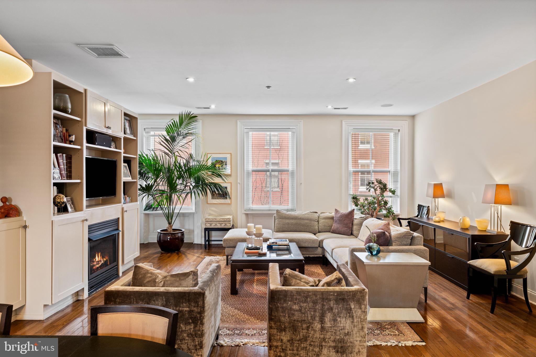 RITTENHOUSE SQUARE - Residential