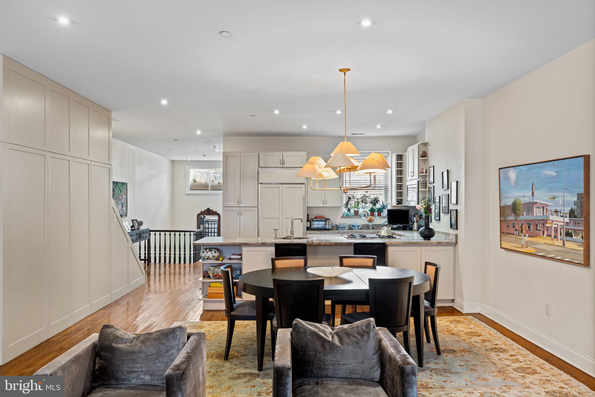 RITTENHOUSE SQUARE - Residential