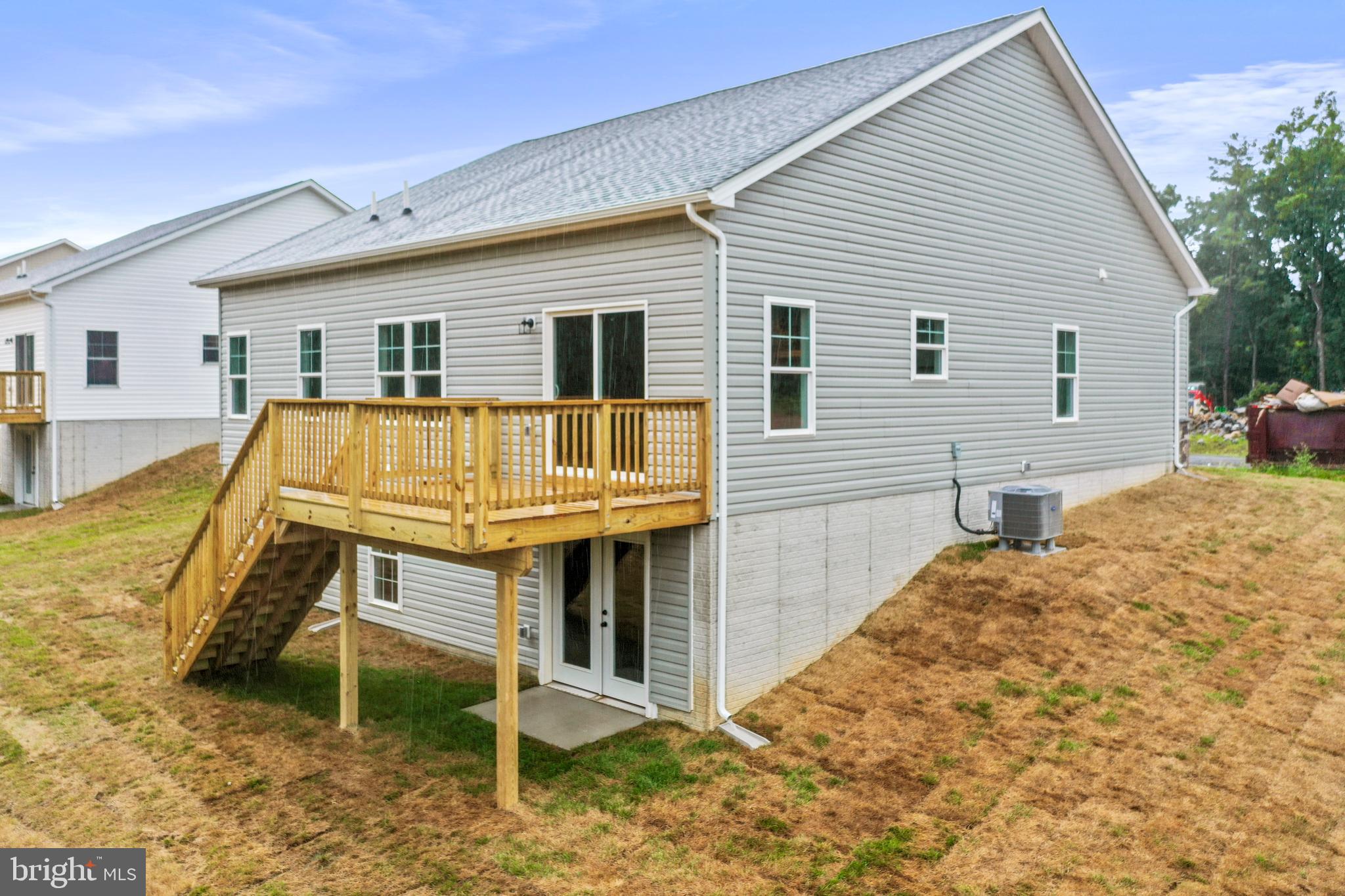 MIDDLE CREEK VISTAS - Residential