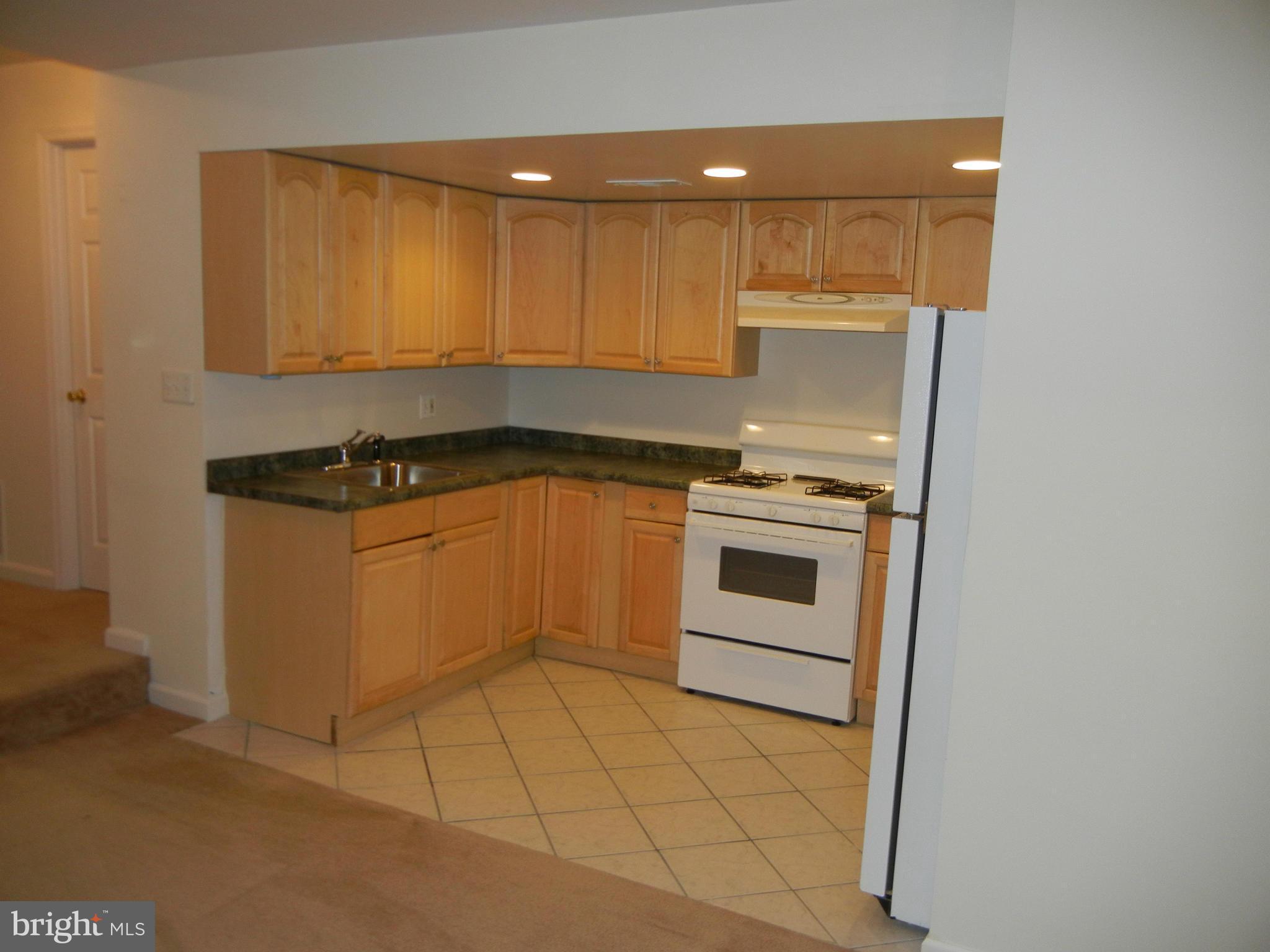 BROOKE FARM - Residential