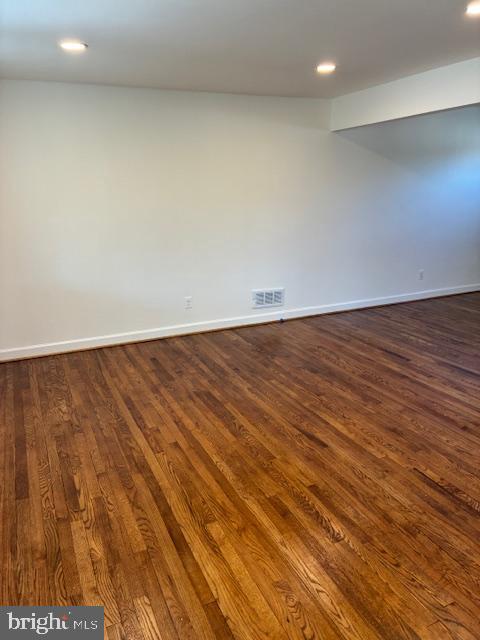 TEN ACRES - Residential