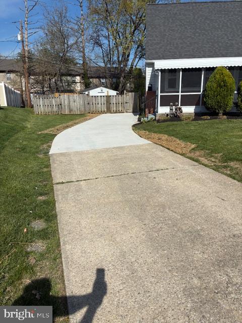 TEN ACRES - Residential