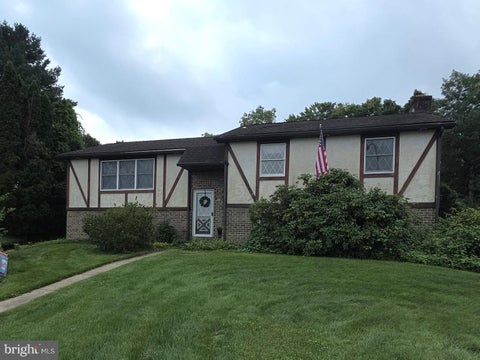 Homes For Sale - 716 Tamarack Trail<br/> Berks County, READING, PA 19607