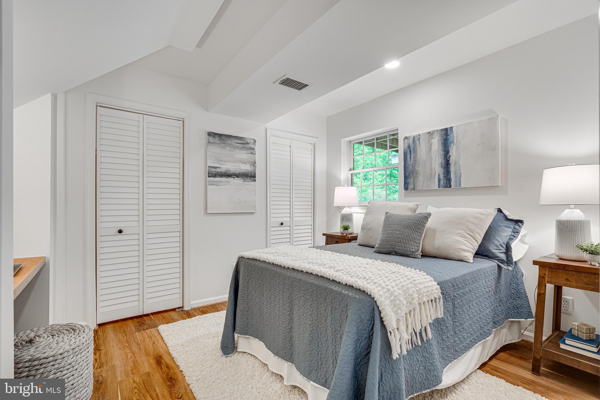 KINGS PARK WEST - Residential