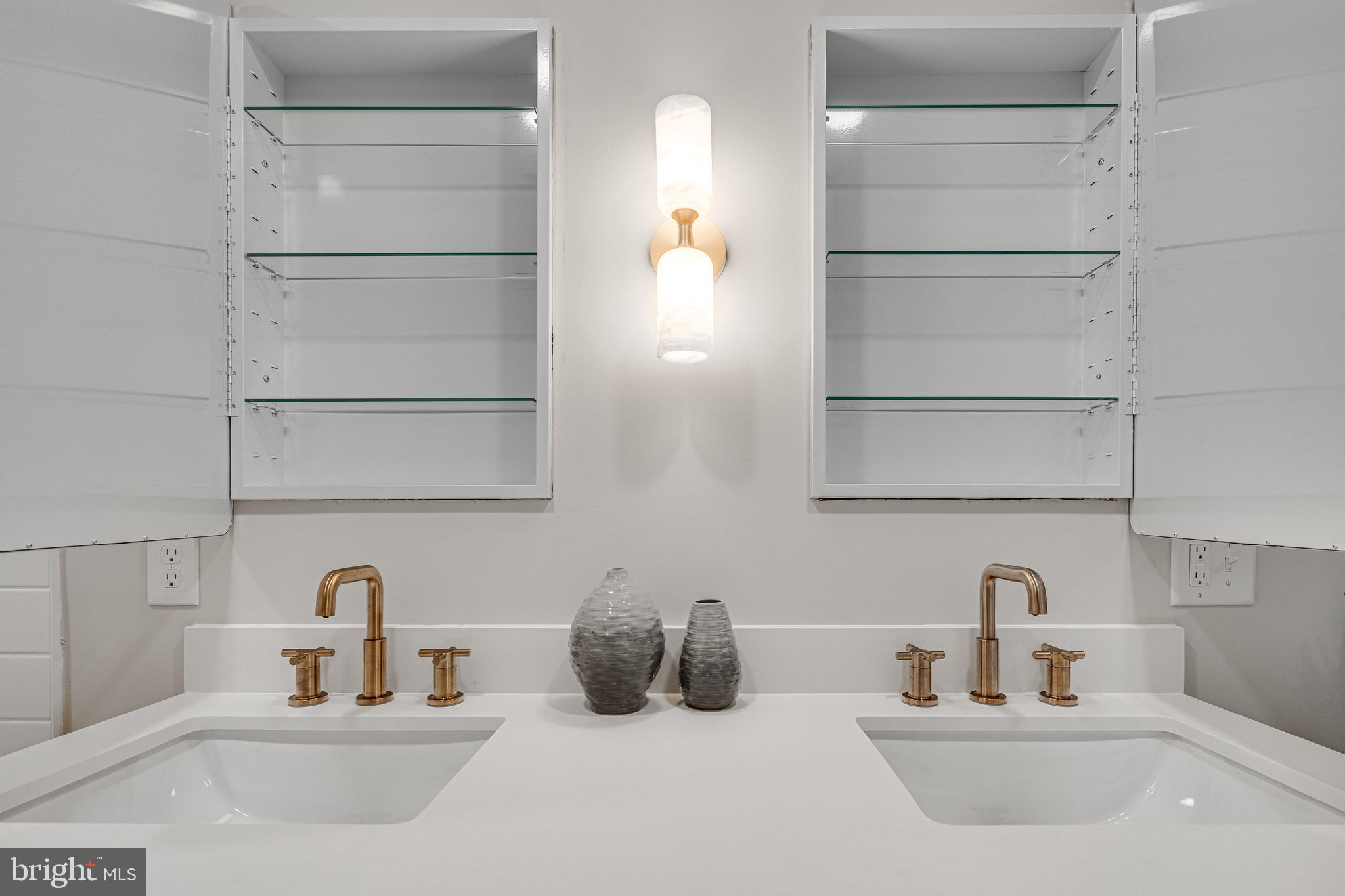 KINGS PARK WEST - Residential