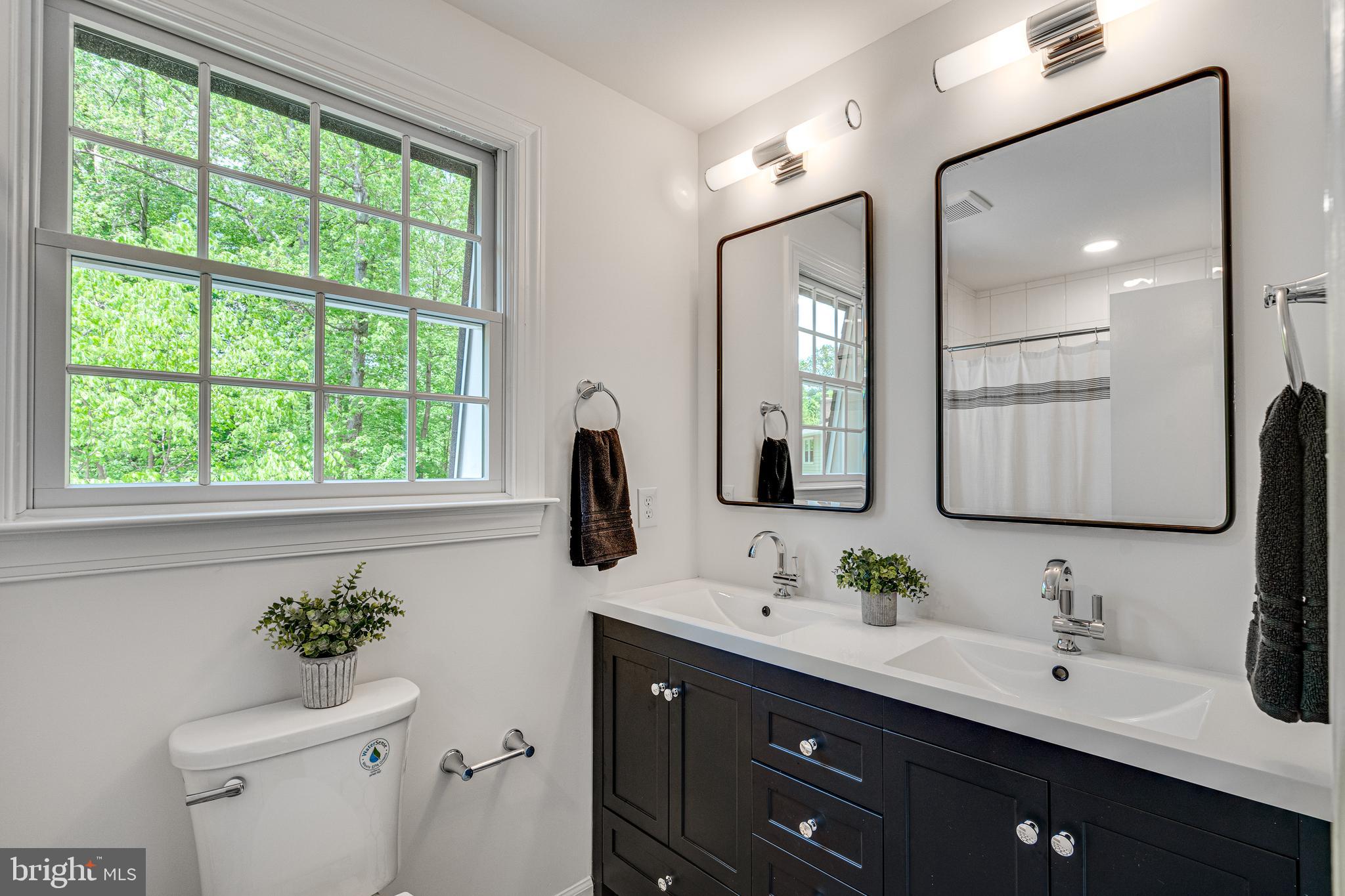 KINGS PARK WEST - Residential