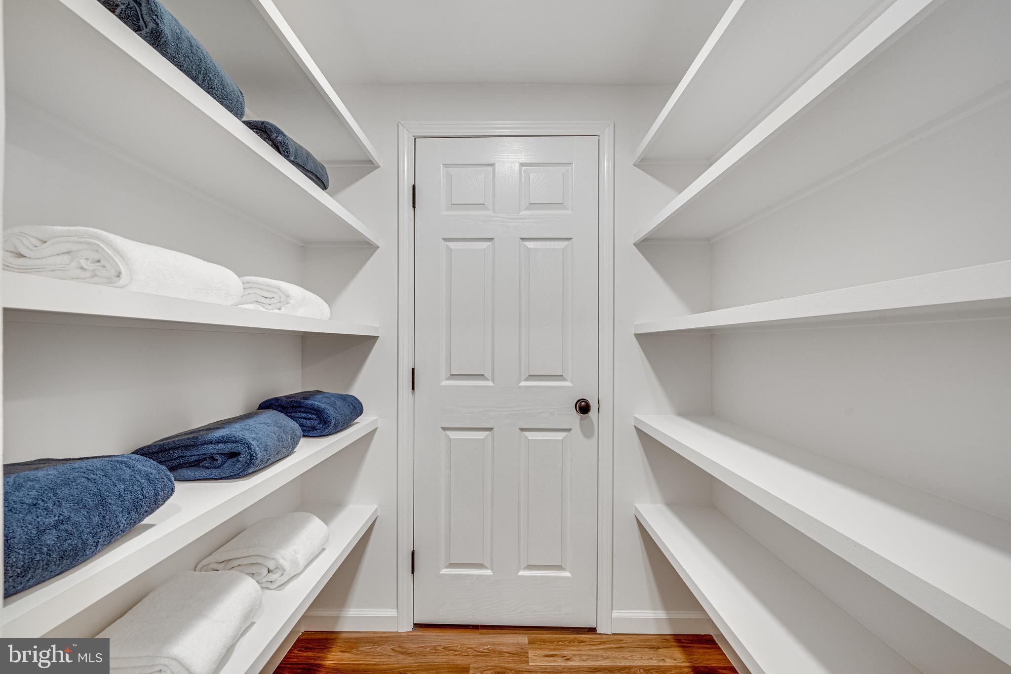 KINGS PARK WEST - Residential