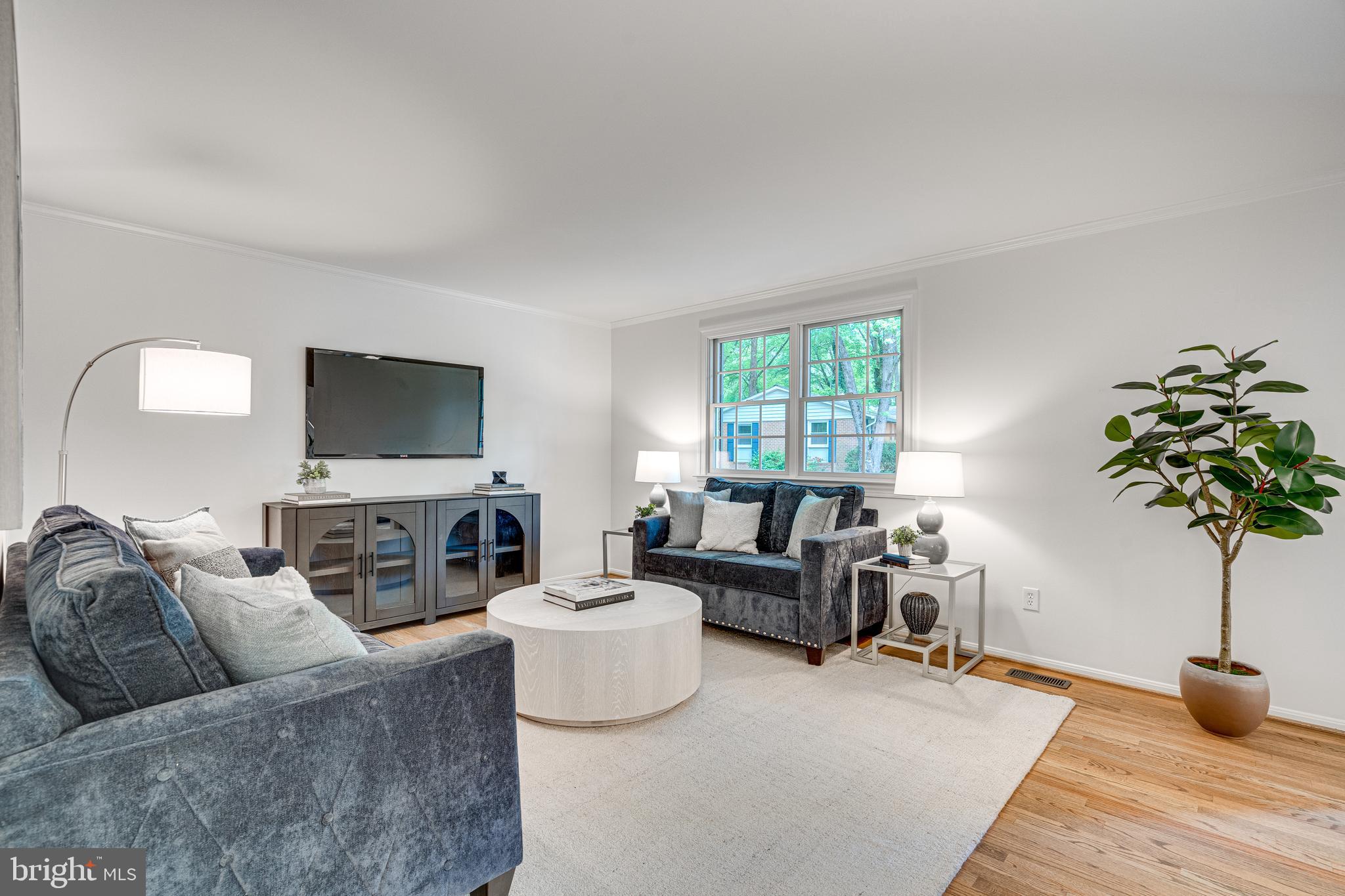 KINGS PARK WEST - Residential