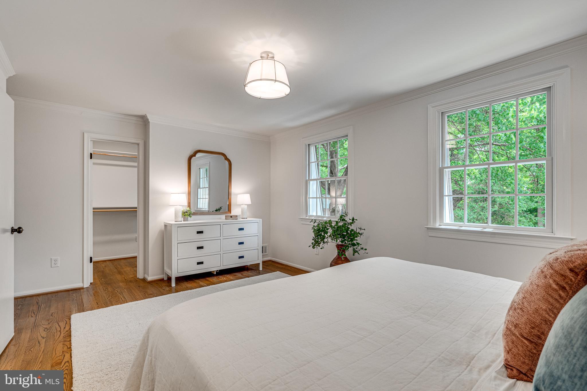 KINGS PARK WEST - Residential