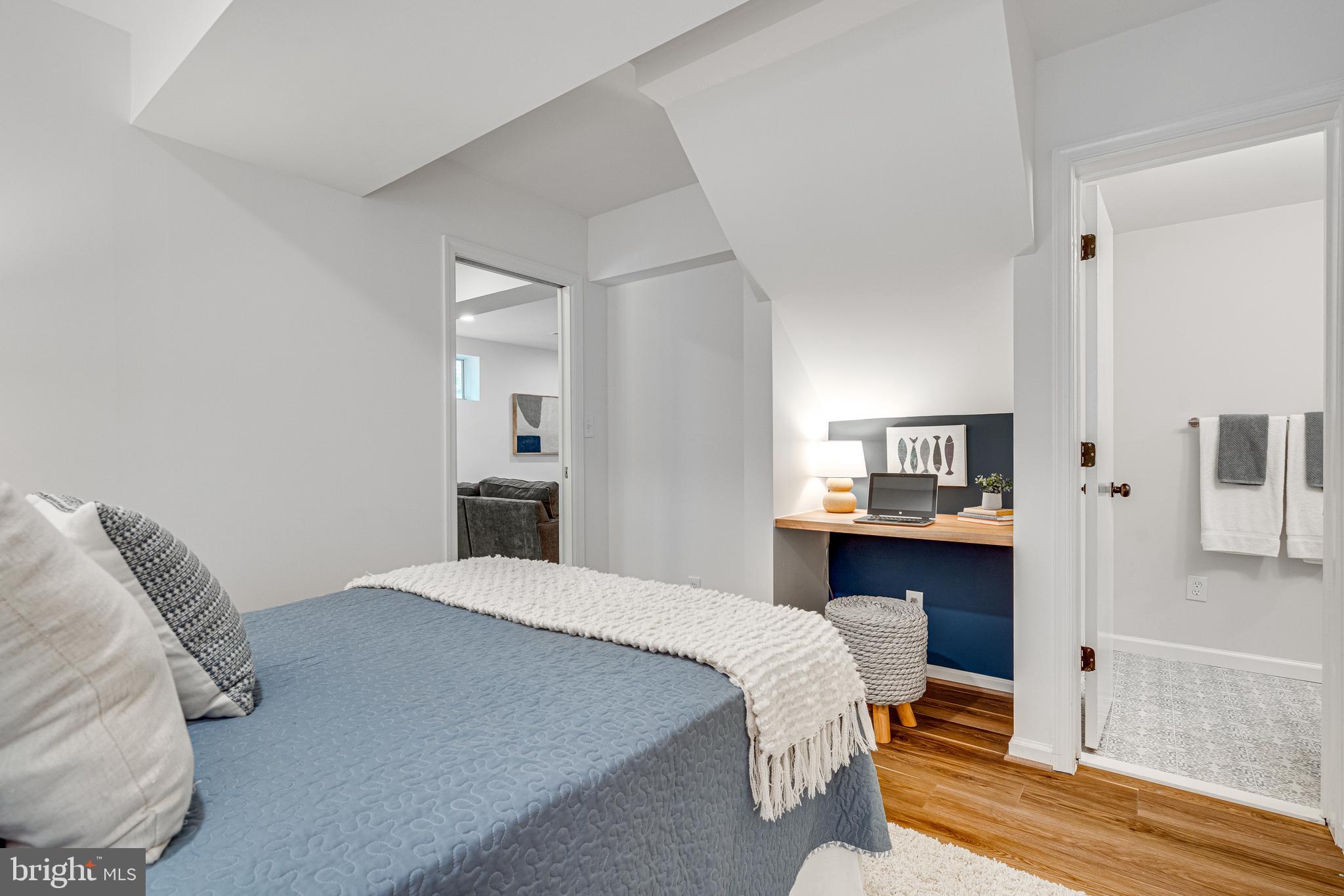 KINGS PARK WEST - Residential