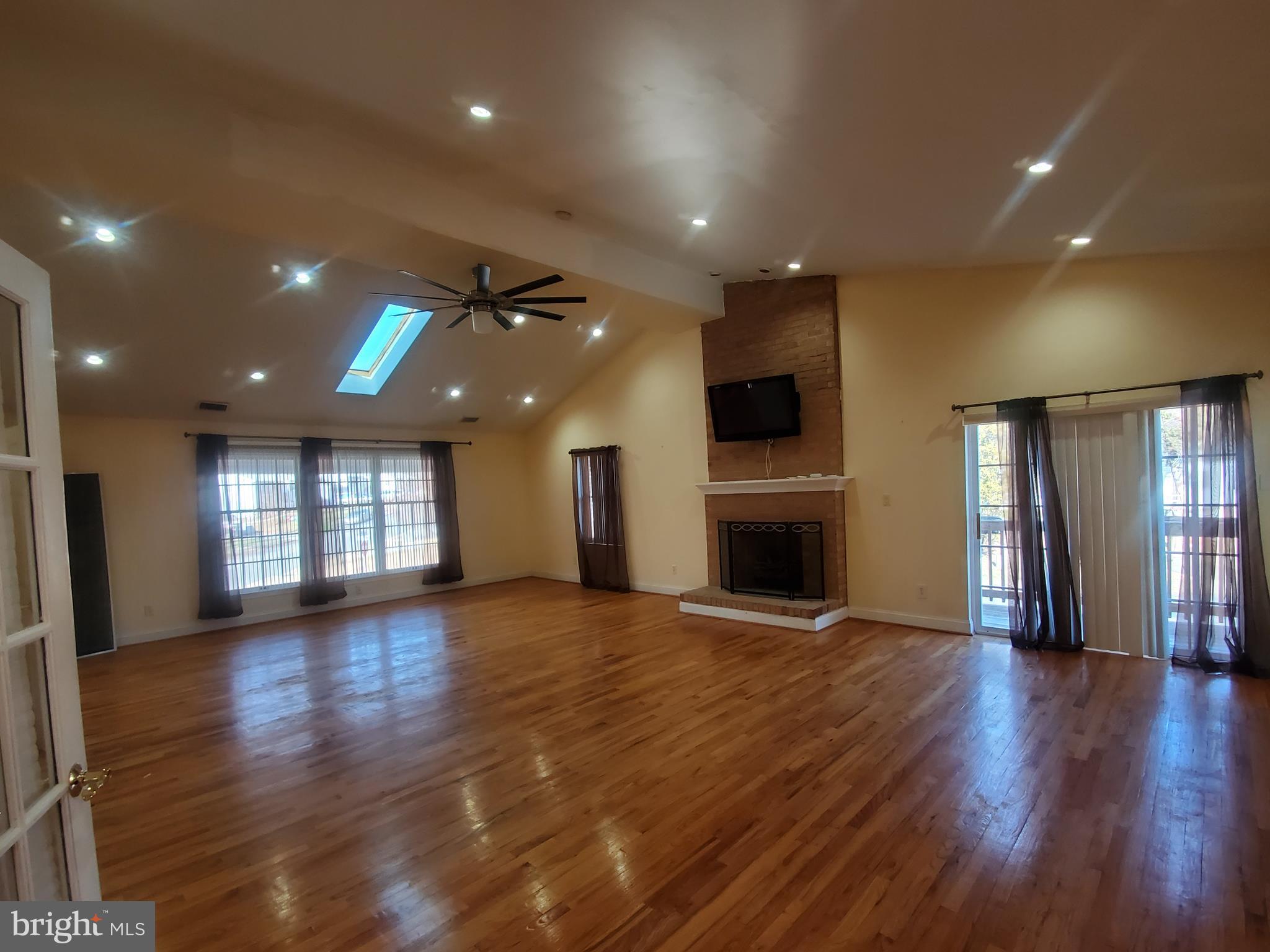 DALE CITY - Residential