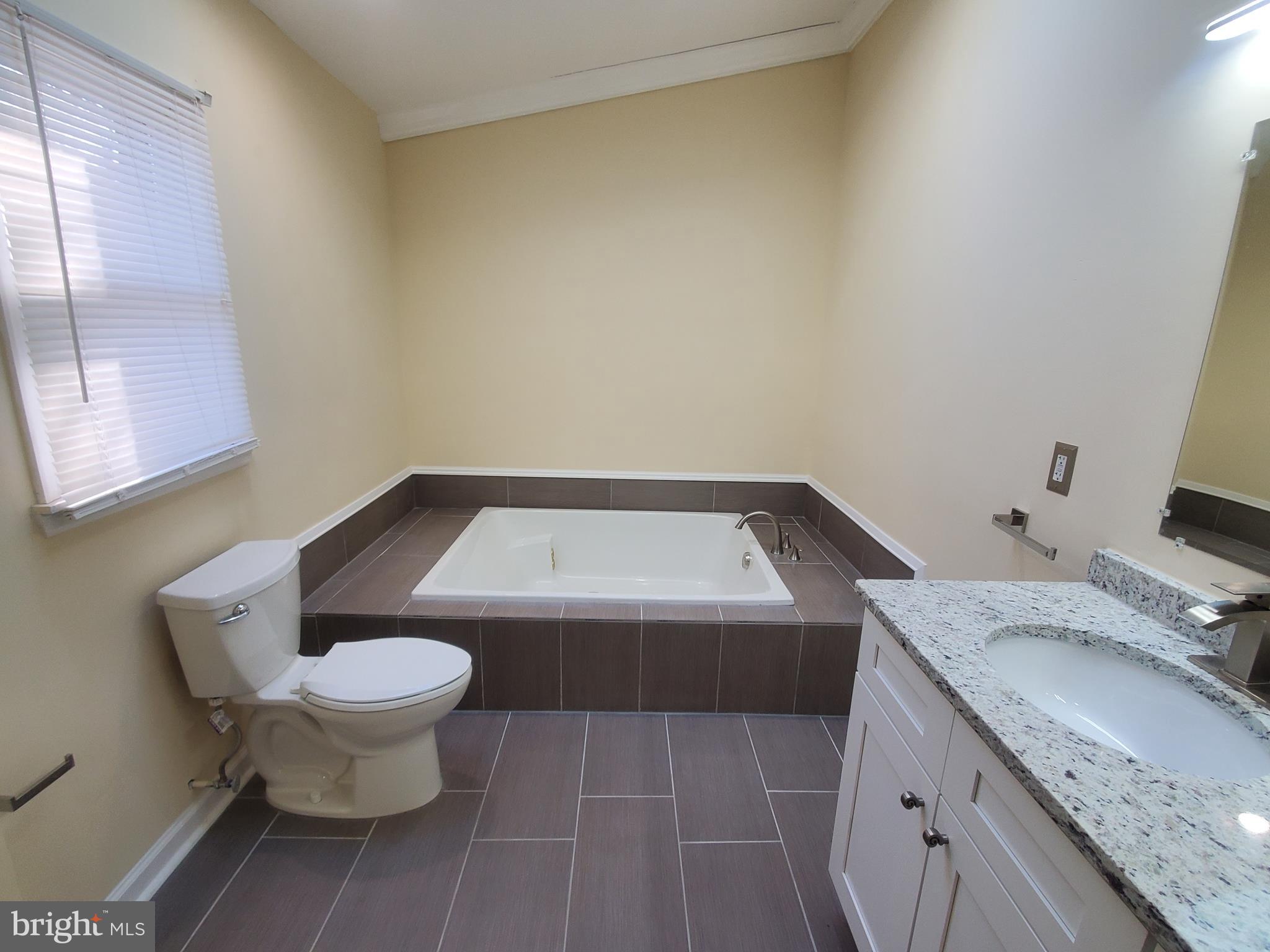 DALE CITY - Residential