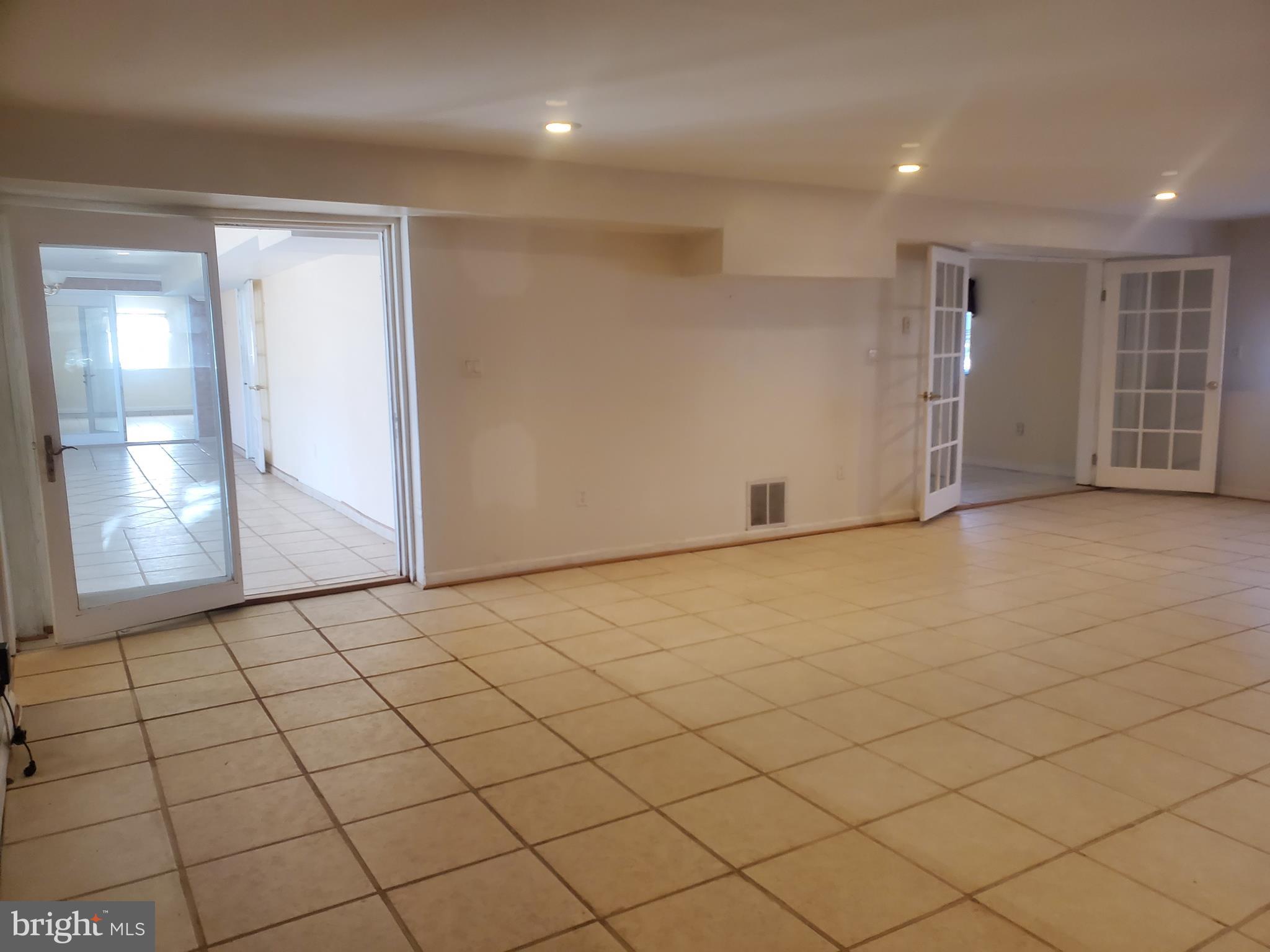 DALE CITY - Residential