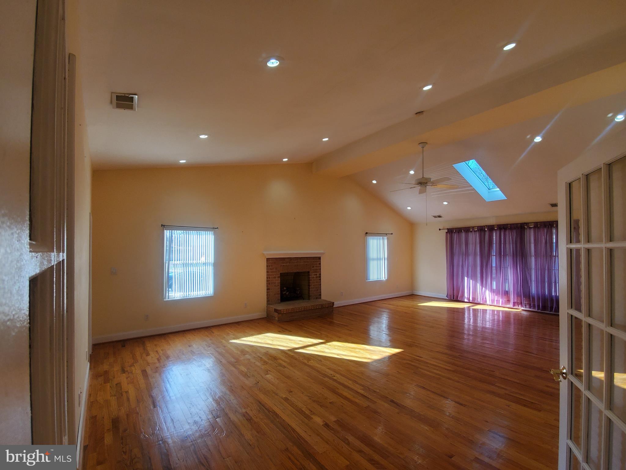 DALE CITY - Residential