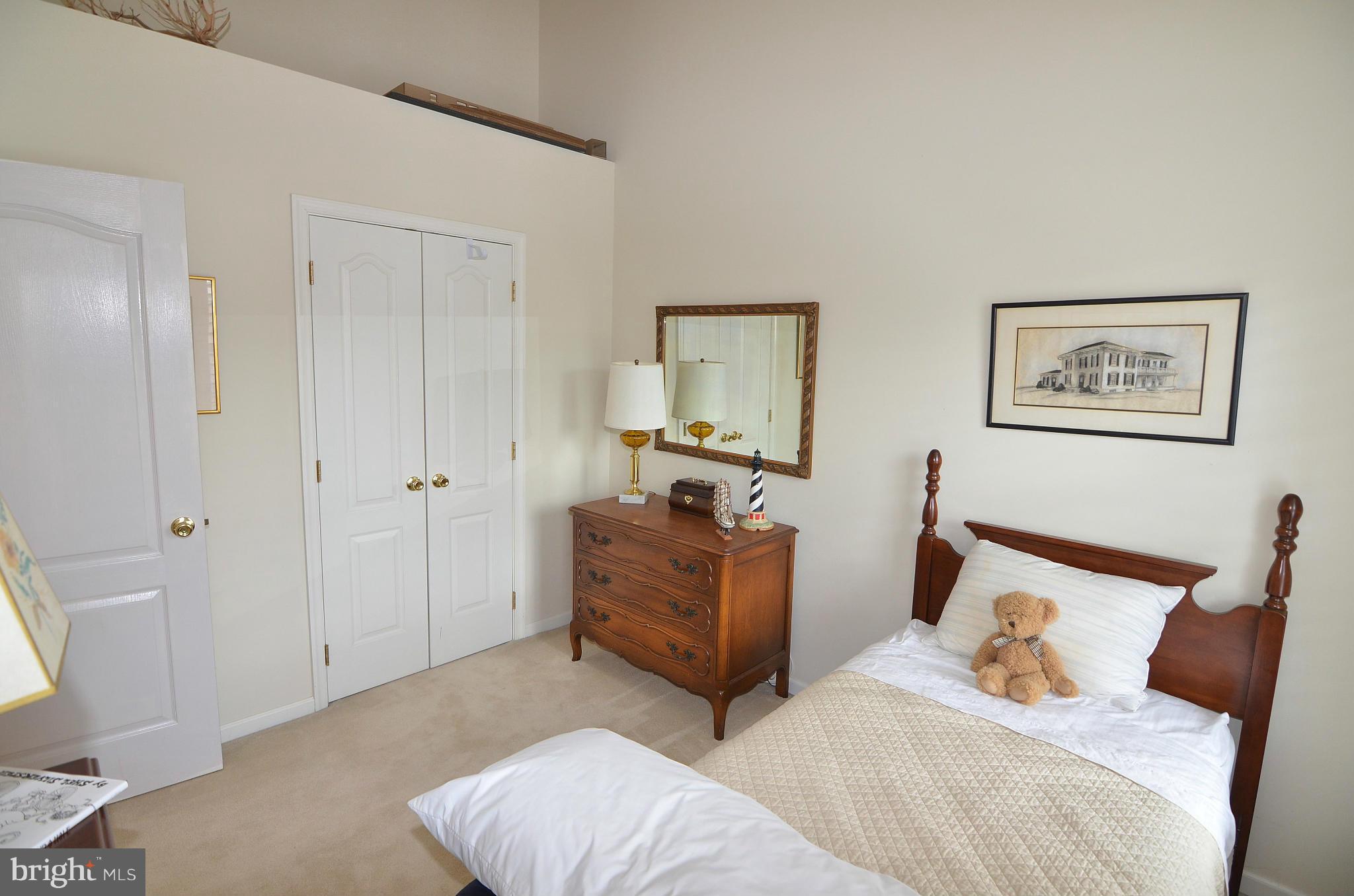 ST ANDREWS CONDOMINIUMS AT BAY HILLS - Residential