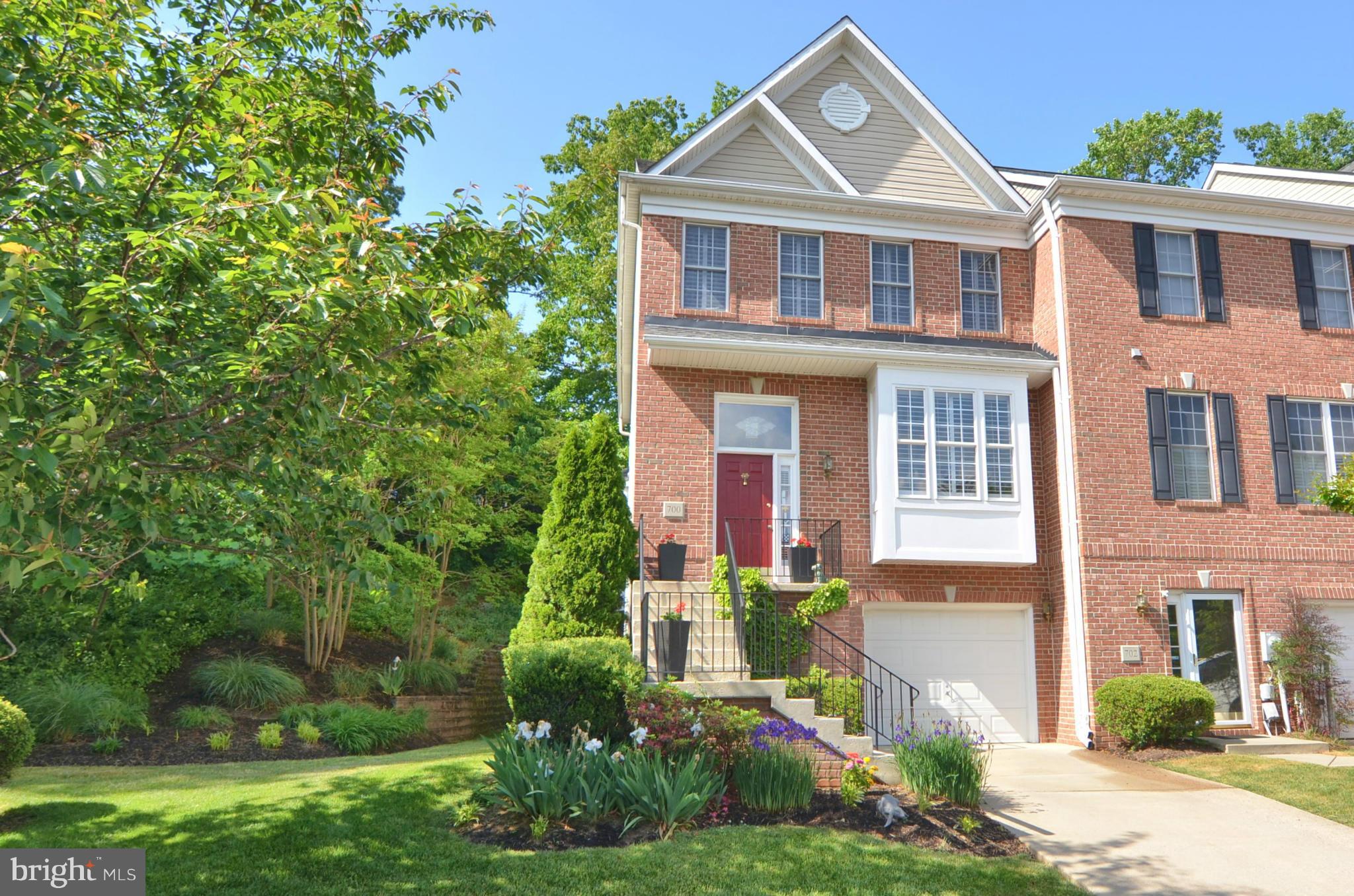 ST ANDREWS CONDOMINIUMS AT BAY HILLS - Residential