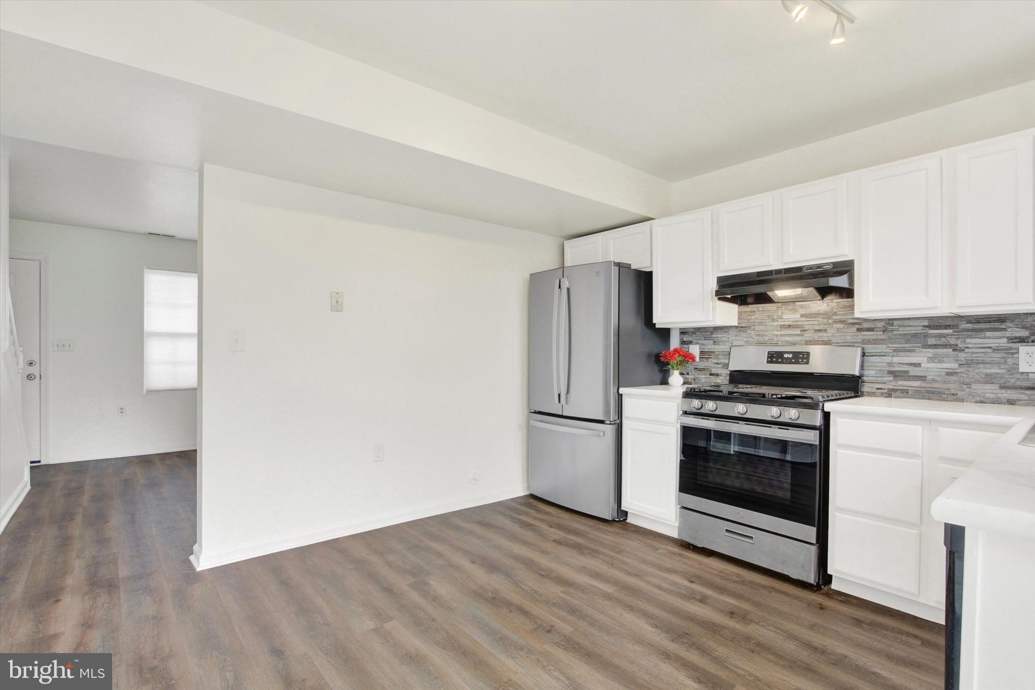 PLUM CREEK VILLAGE - Residential