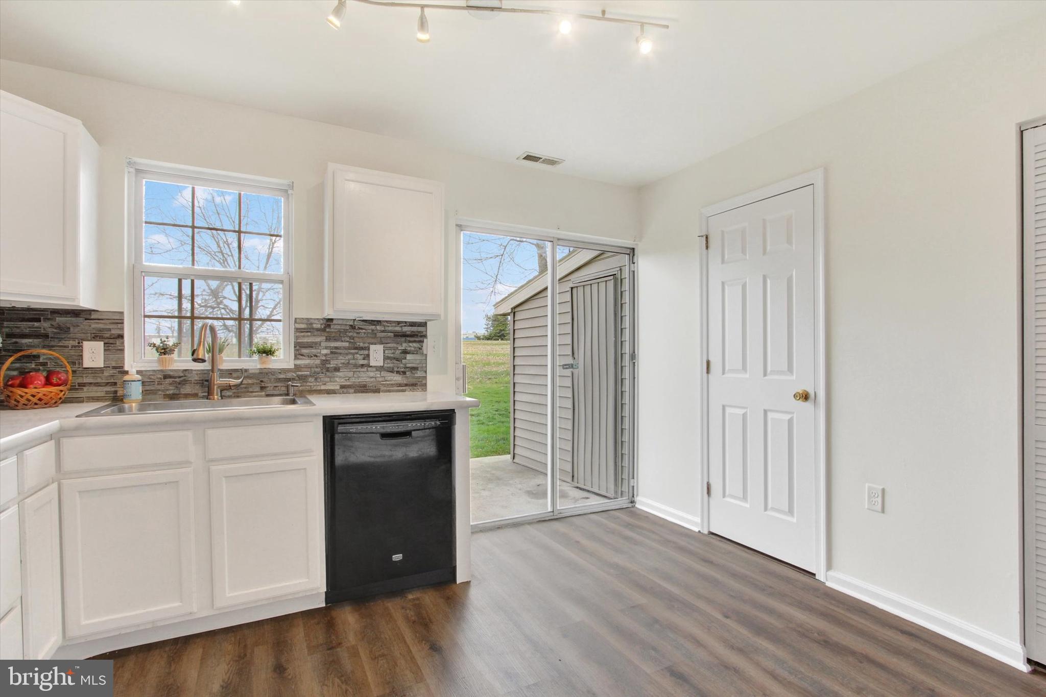 PLUM CREEK VILLAGE - Residential