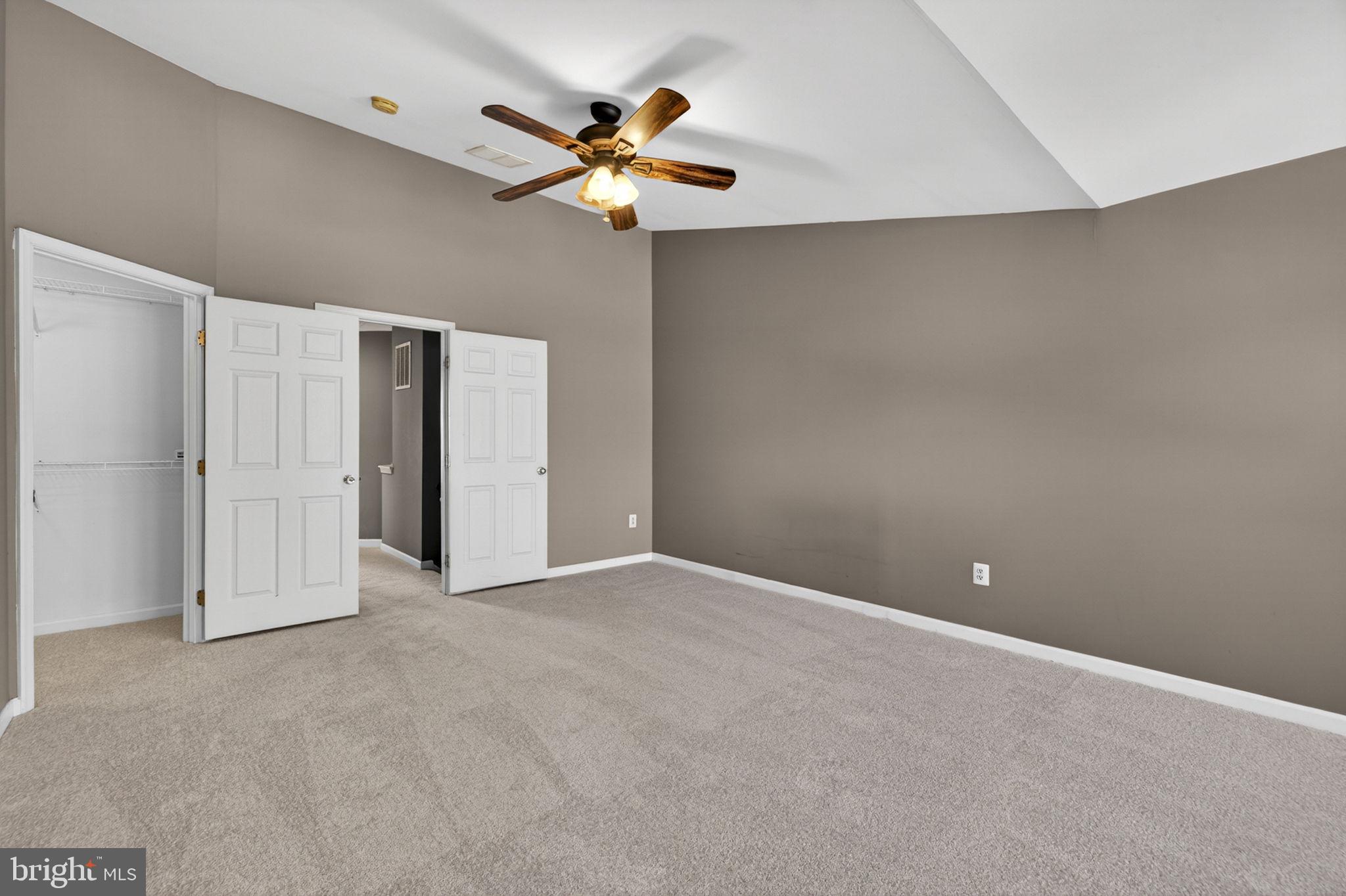SHENANDOAH SPRINGS - Residential