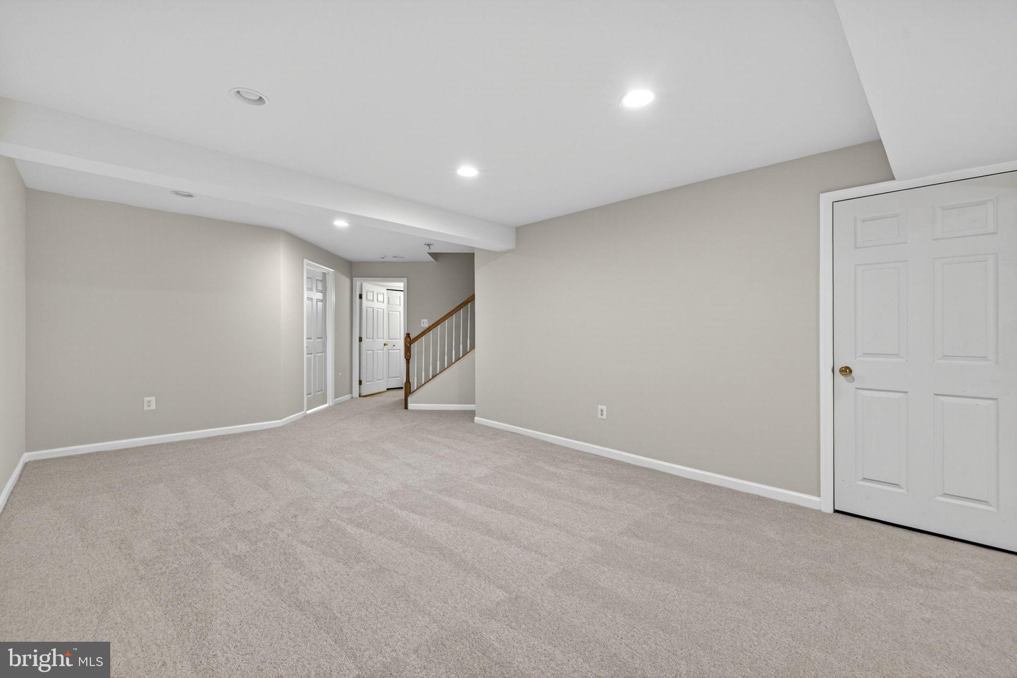 SHENANDOAH SPRINGS - Residential