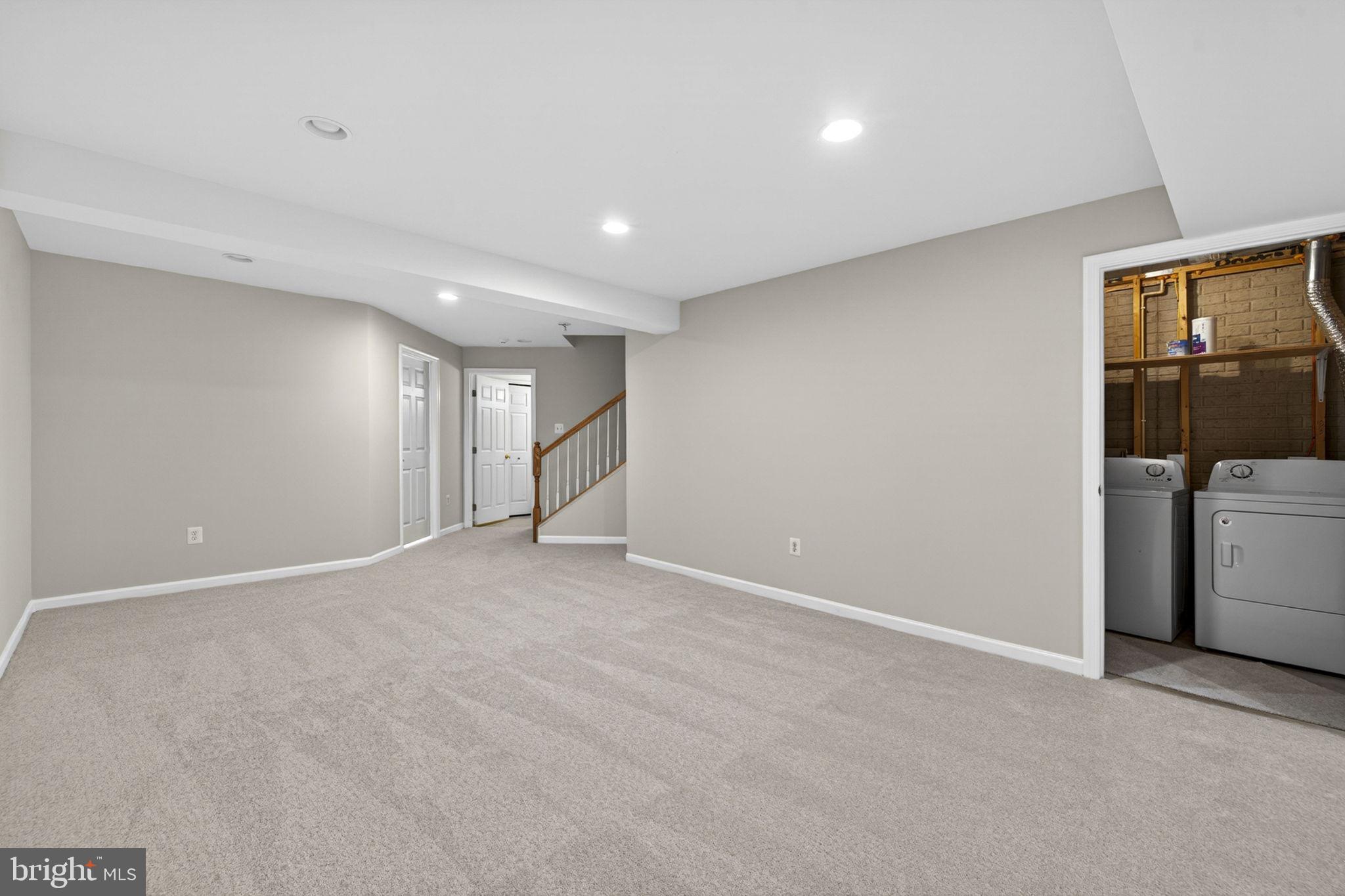 SHENANDOAH SPRINGS - Residential