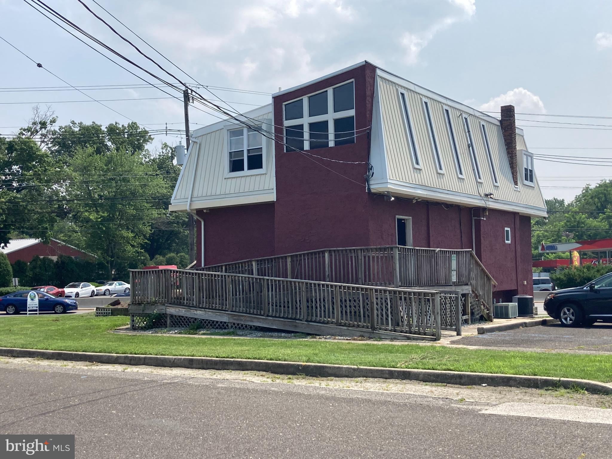 447 ROUTE 38 W