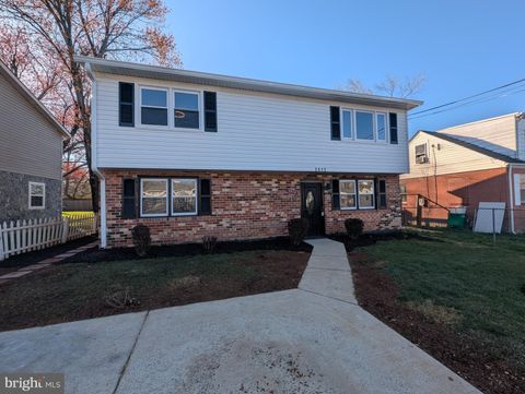 Homes For Sale - 2612 Phelps Avenue<br/> DISTRICT HEIGHTS, MD 20747