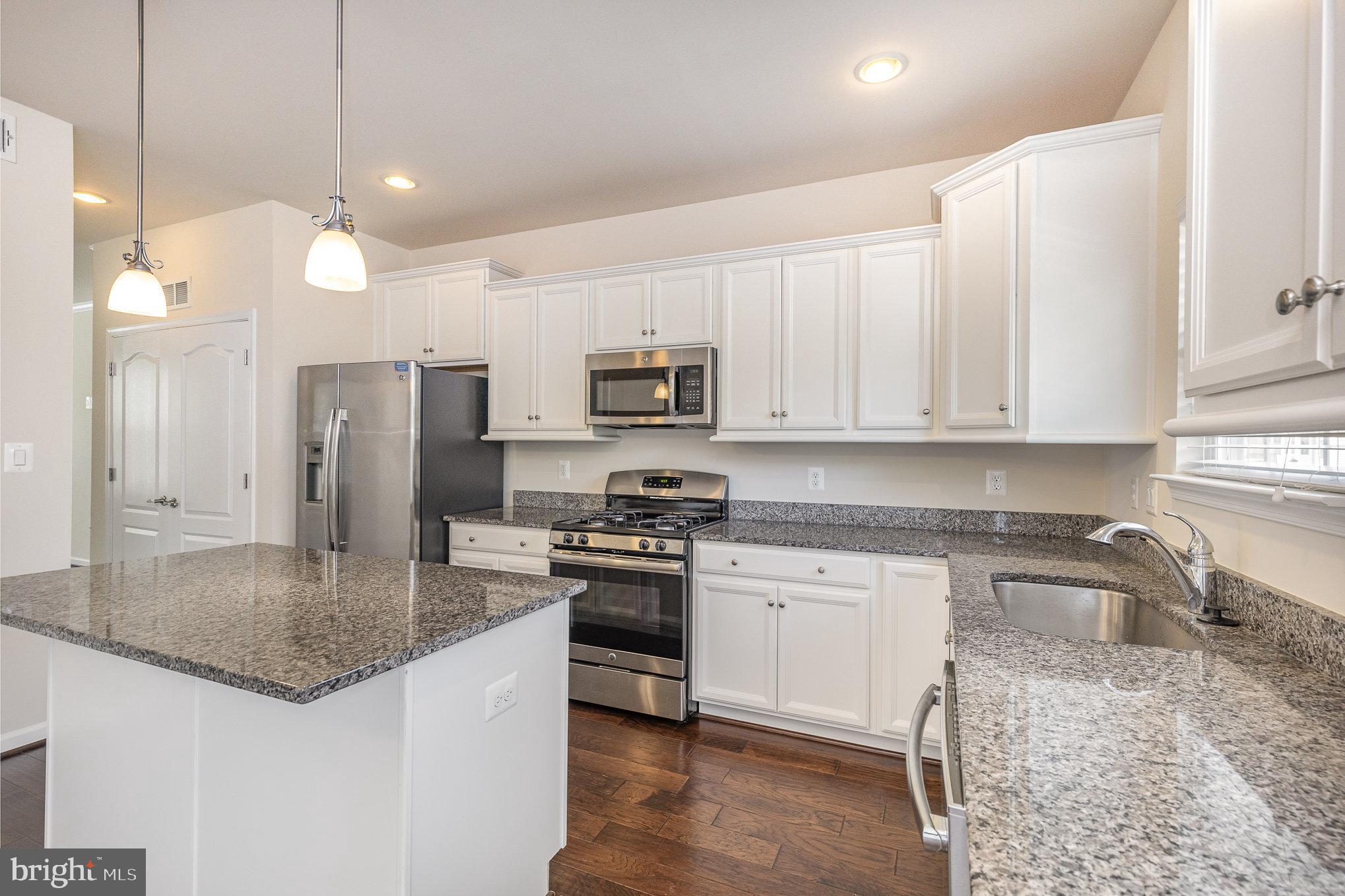 RAPPAHANNOCK LANDING - Residential Lease