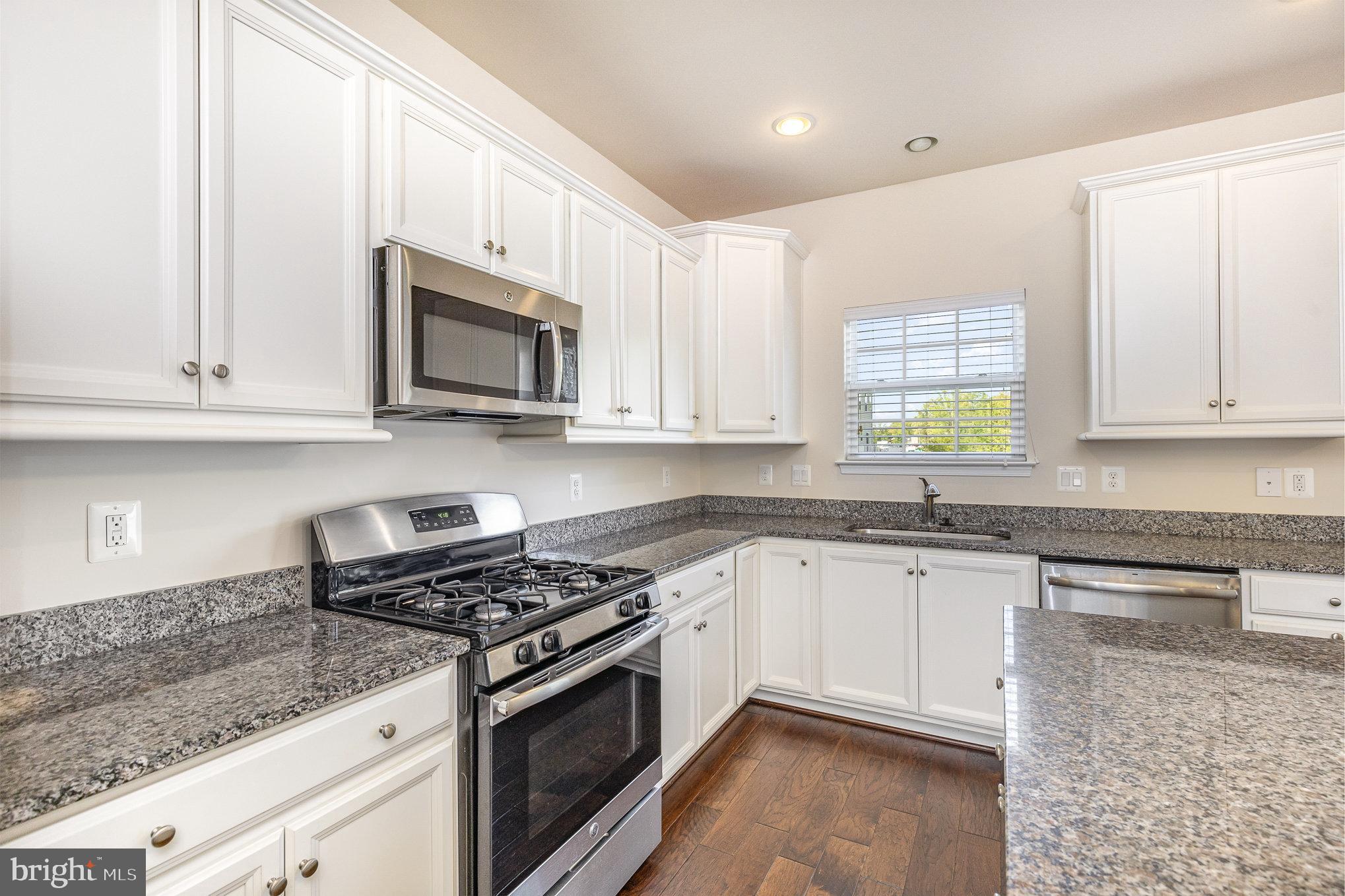 RAPPAHANNOCK LANDING - Residential Lease