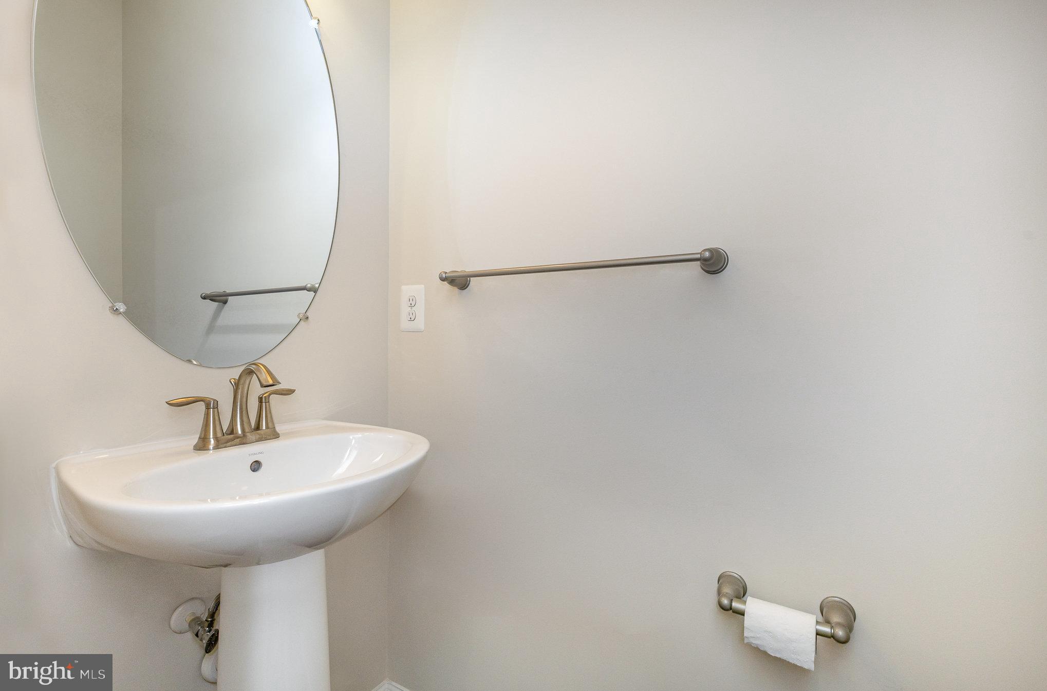 RAPPAHANNOCK LANDING - Residential Lease