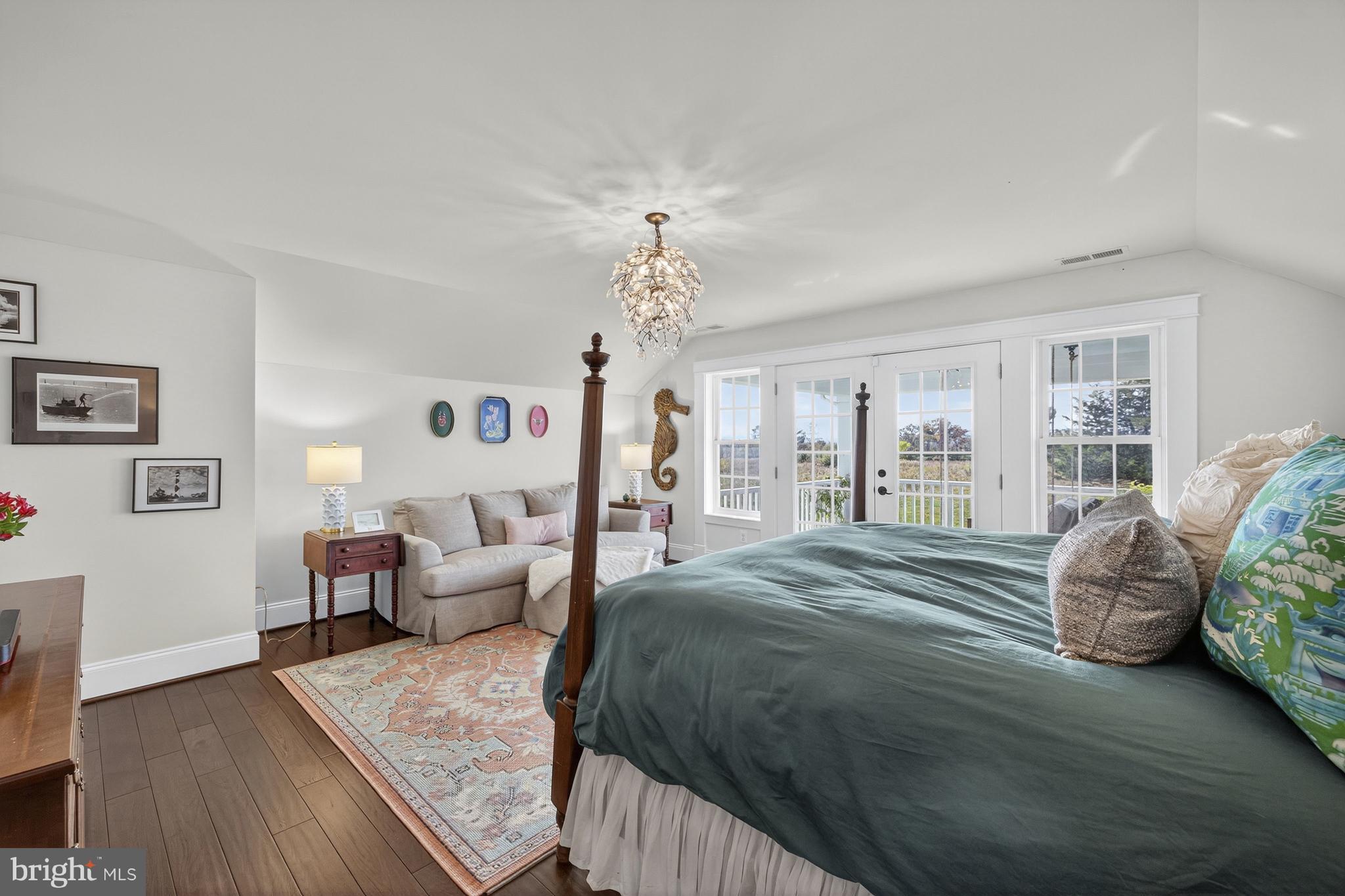 APPLETON FARM ESTATES - Residential