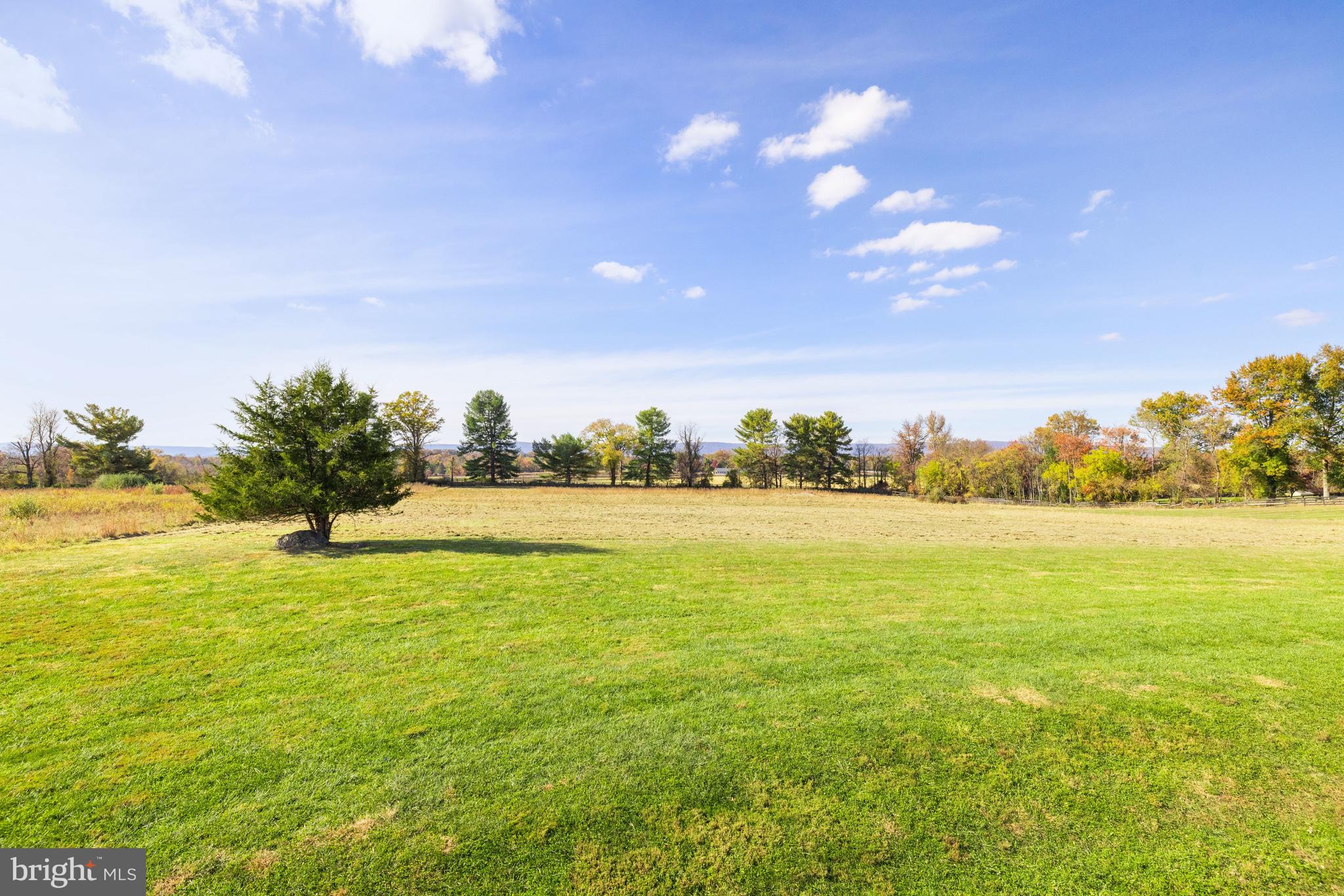 APPLETON FARM ESTATES - Residential