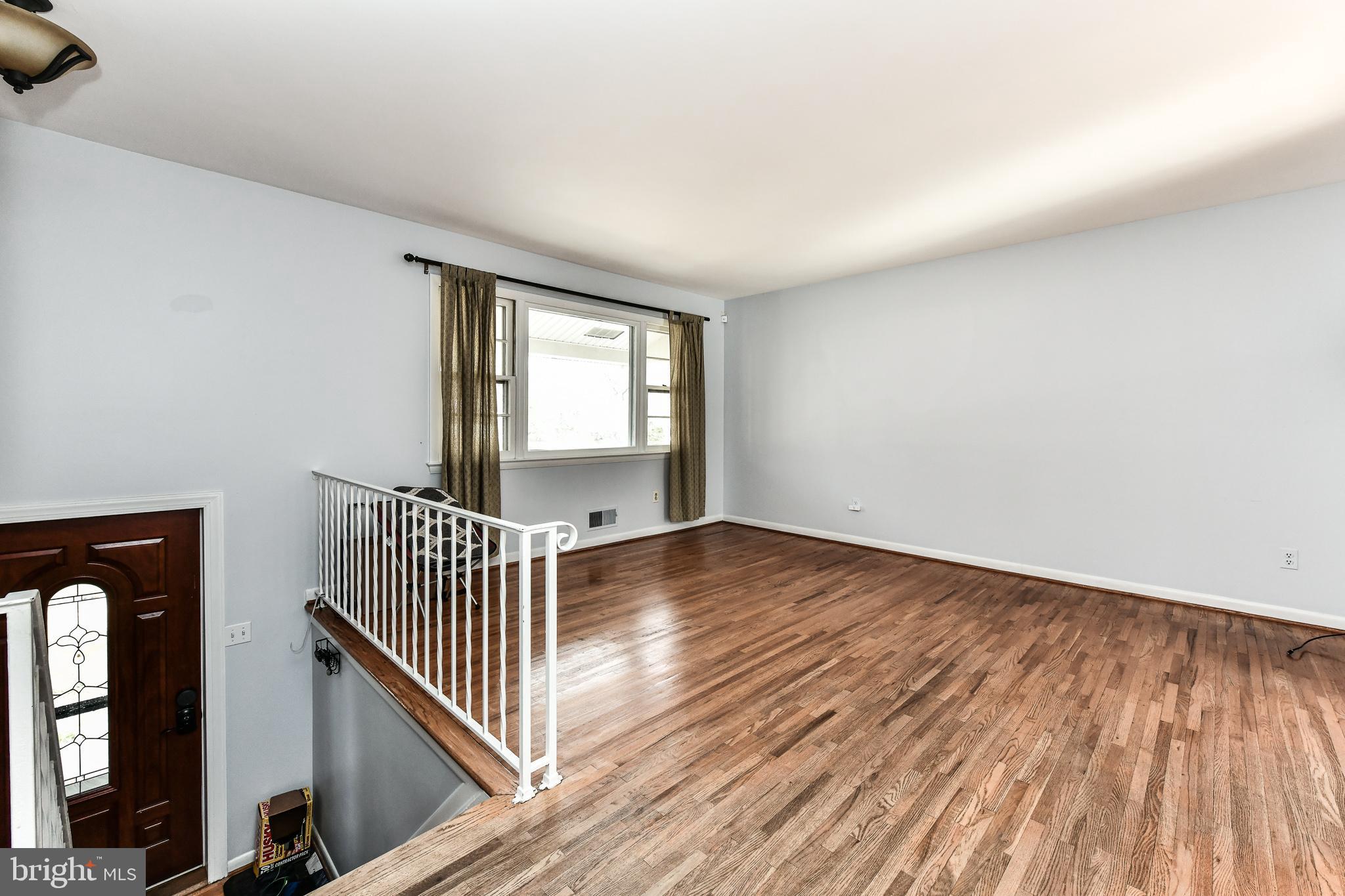 ROLLING VALLEY - Residential Lease