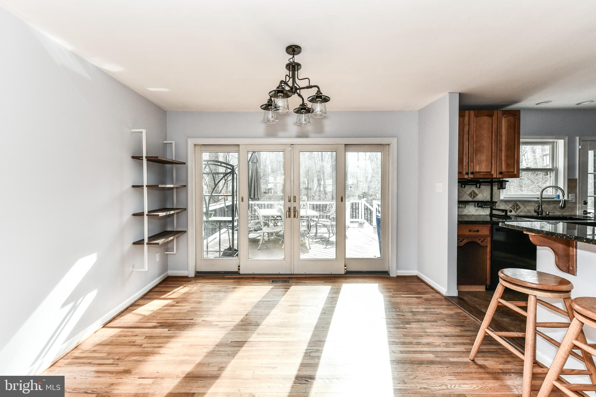 ROLLING VALLEY - Residential Lease