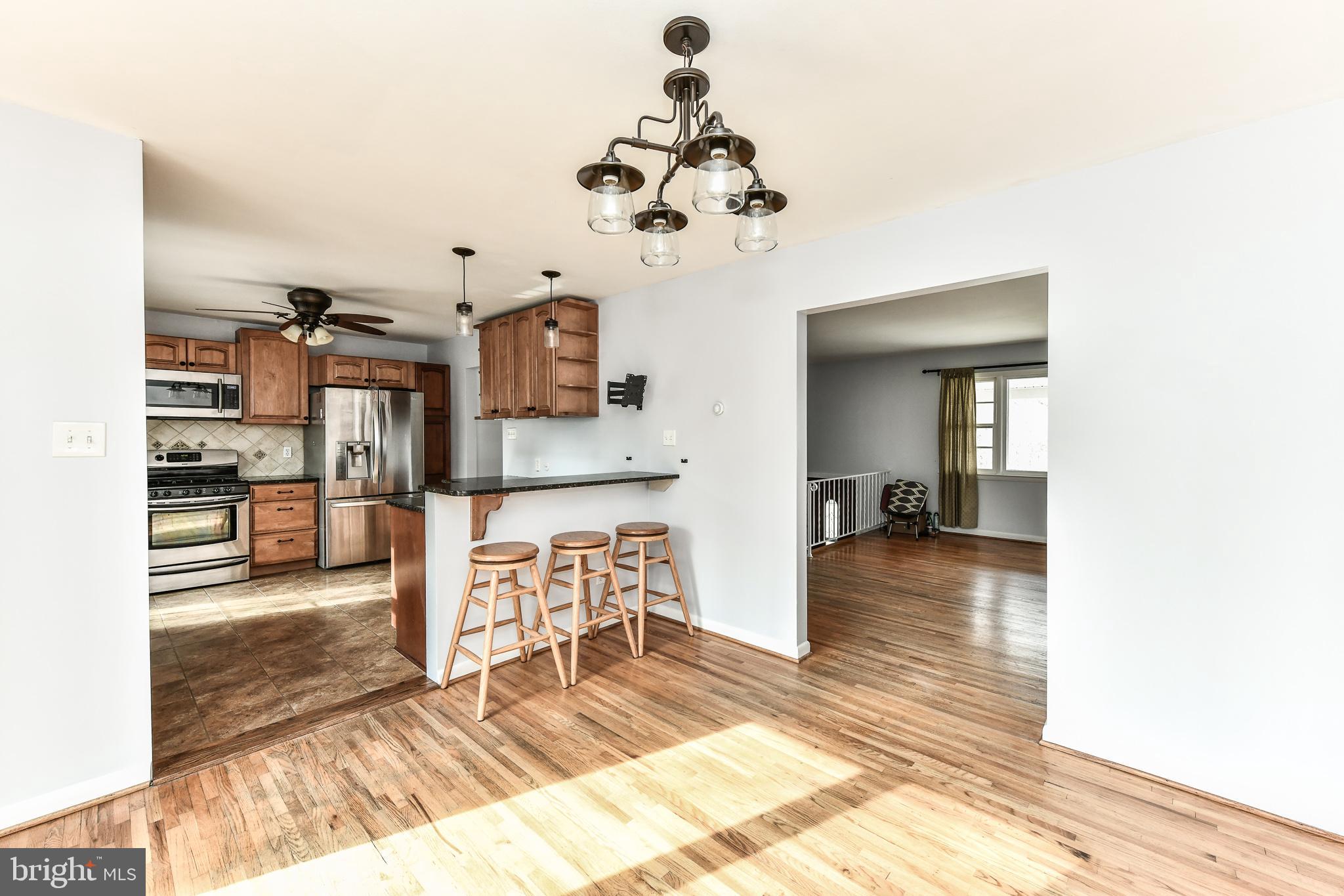 ROLLING VALLEY - Residential Lease