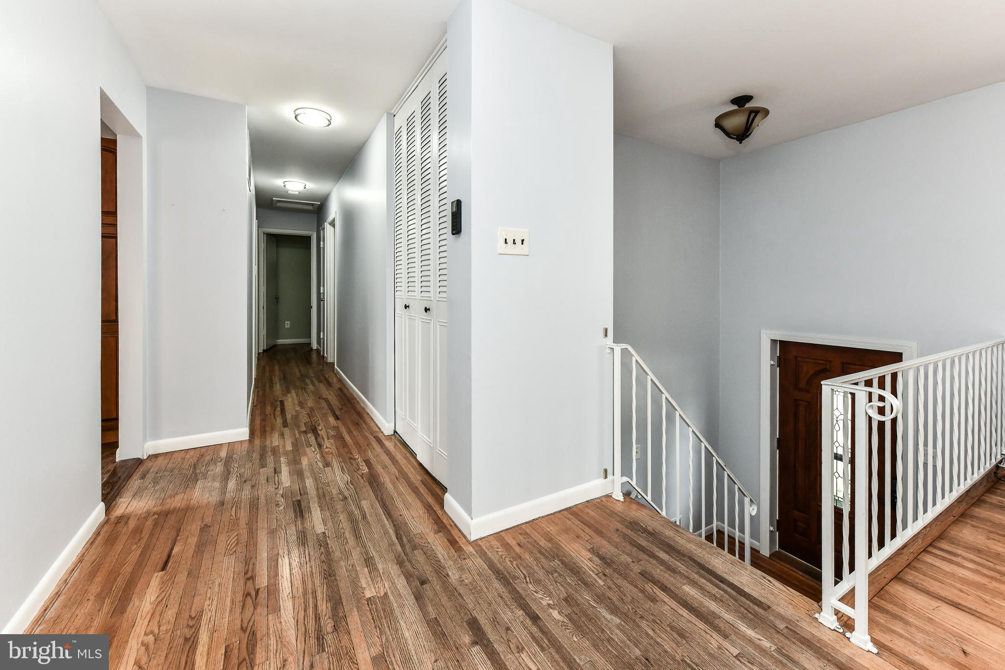 ROLLING VALLEY - Residential Lease