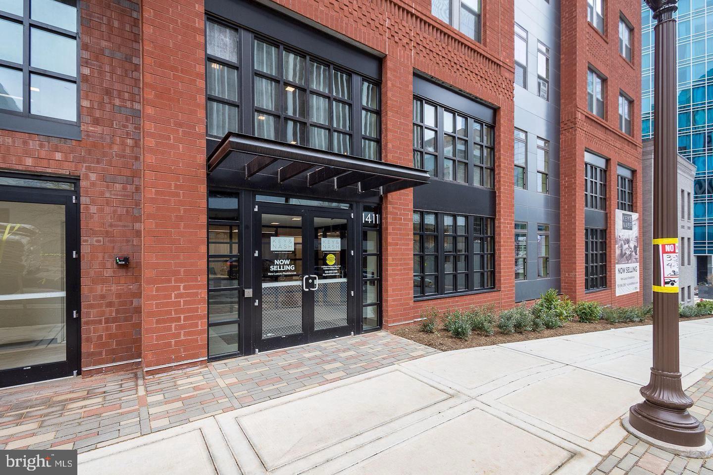 Luxury & Contemporary 2BD/2BA Condominium in Open Style in the heart of Rosslyn- 2 blocks to METRO(Blue, Orange & Silver Lines) & 5 minutes to Georgetown through DC Circulator!! It Offers Dazzling White Kitchen w/Quartz Countertops, Gourmet Kitchen Island, SS Appliances, Double-door Refrigerator, Plenty of Cabinet Space, Two Spacious Bathrooms & Oversized Shower & Bathtub, Hardwood Flooring throughout, 9' Ceiling, 2 Ceiling Fans w/Remotes, Blinds, Linen Closet, Built-in Walk-in Closet, Washer/Dryer, Private Balcony w/Eastern Exposure, 1 Garage Parking Space, 1 Climate-controlled Storage & All the Modern & Smart Features!! Secure Concierge, Convenient Package Room, Beautiful Lounge & Party Room, Fitness Center w/Open View, Rooftop, Communal Patio Area for Residents & Bright Separate Bike Room on Main level ! Easy Access to Public Transportation(14 Metro bus Lines), DC, MD, VA via GW Parkway, I-66, Route 50, Reagan Airport & Bus Services to New York City plus Multiple Cycling and Pedestrian Trails!! Fully Painted and Ready to Move in!!