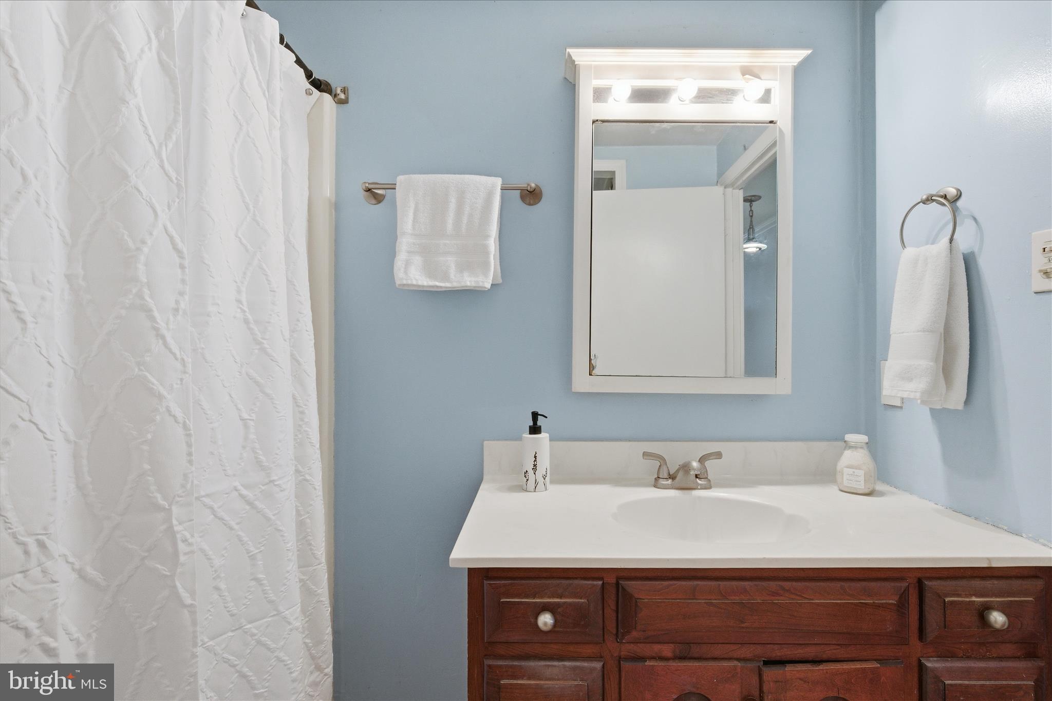 BIRCH MANOR - Residential